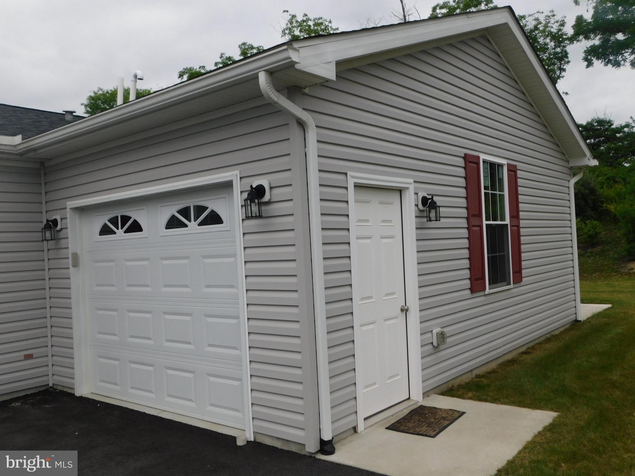 SPRING VALLEY VILLAG - Residential