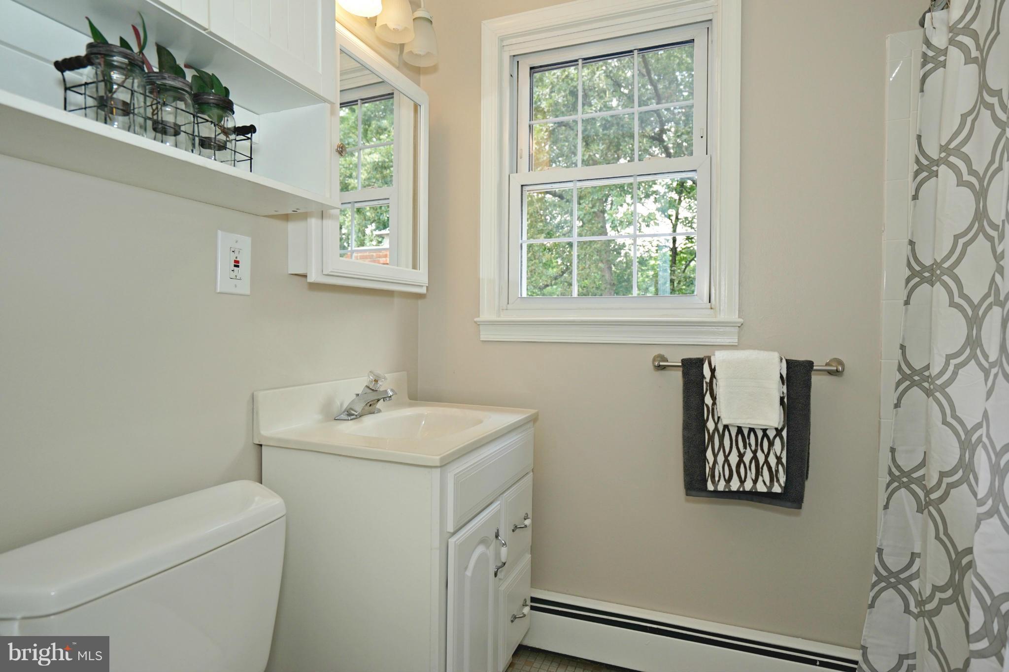 HALLMARK MANOR/WESTGATE - Residential