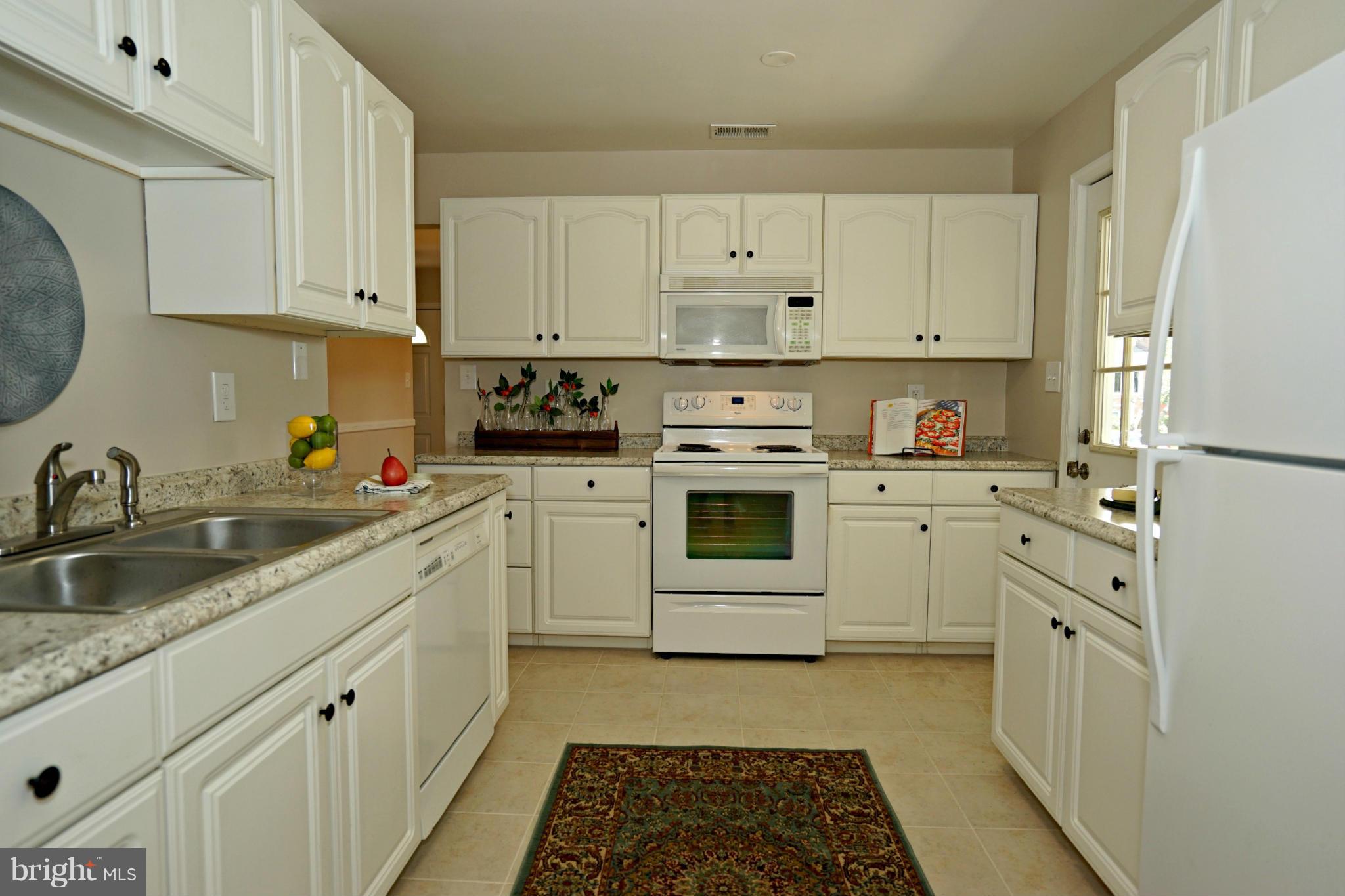 HALLMARK MANOR/WESTGATE - Residential