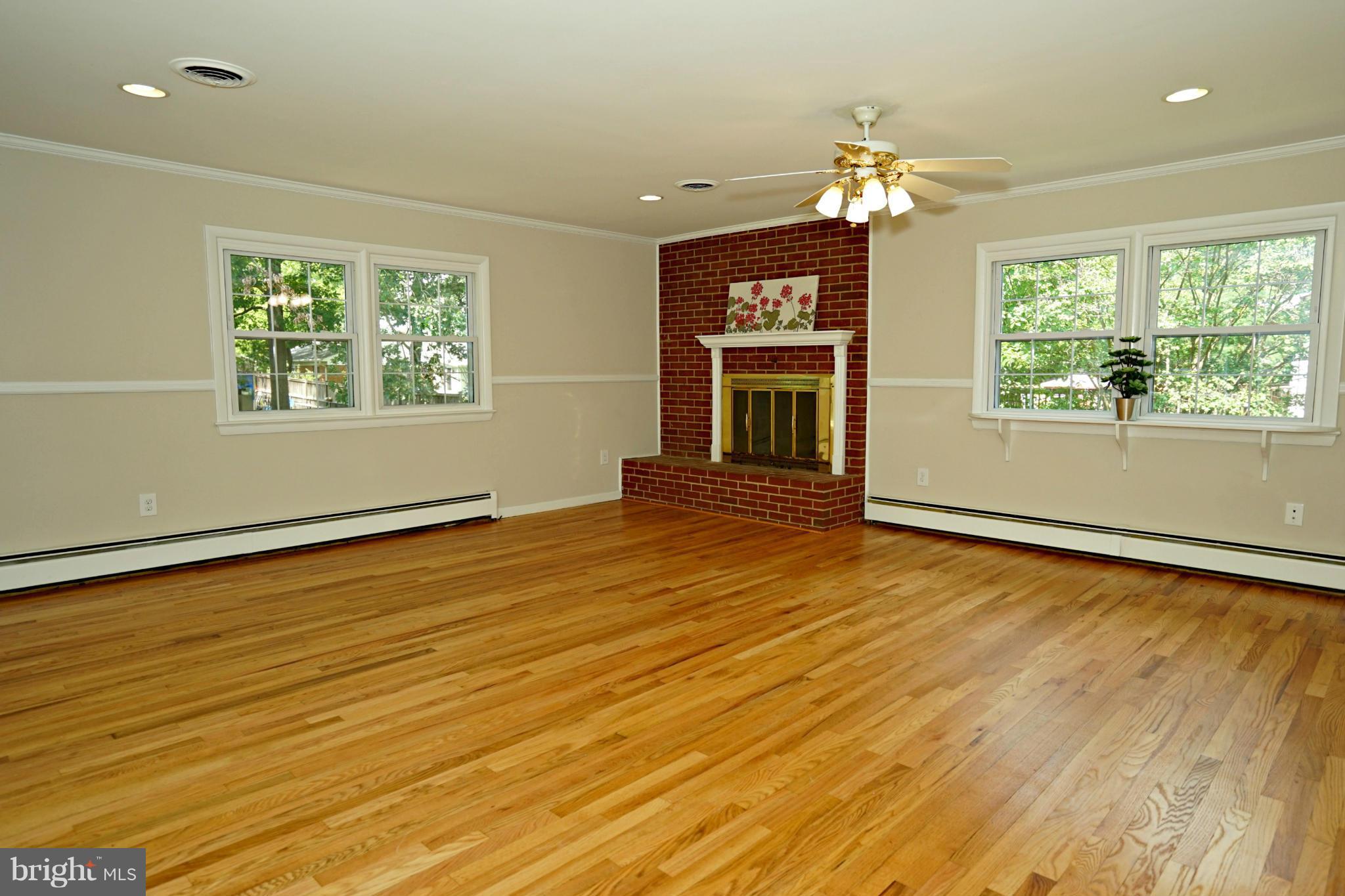 HALLMARK MANOR/WESTGATE - Residential