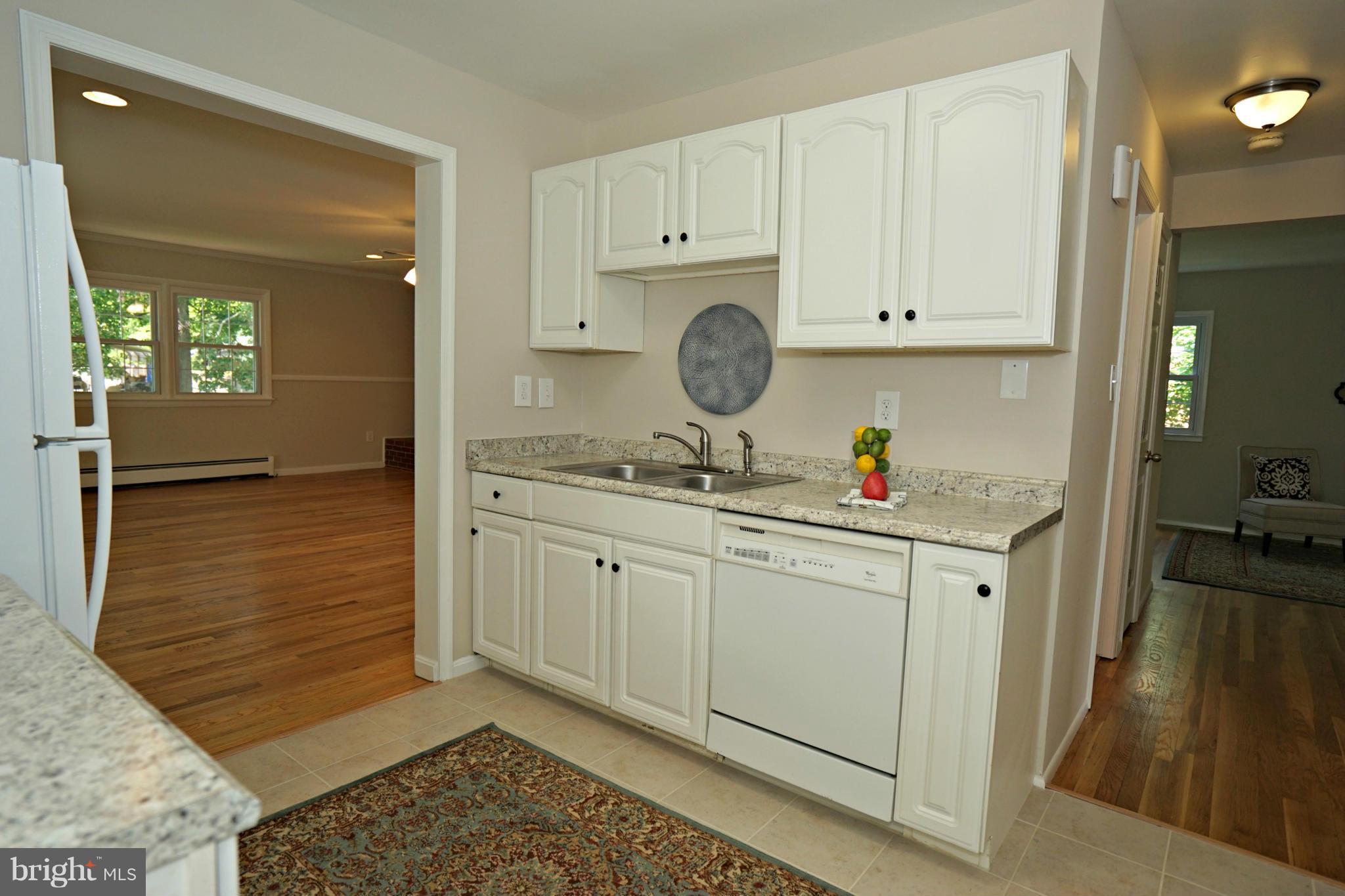 HALLMARK MANOR/WESTGATE - Residential