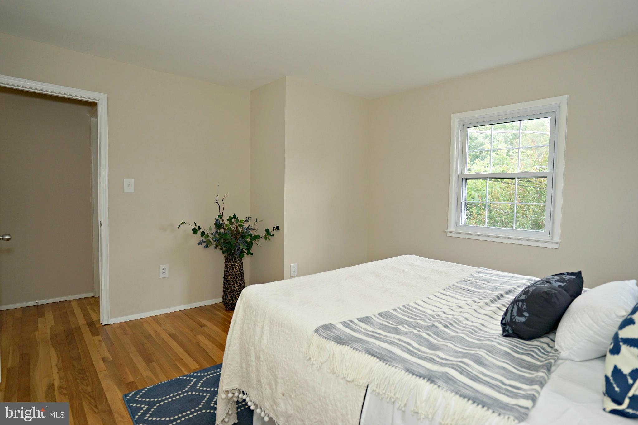 HALLMARK MANOR/WESTGATE - Residential