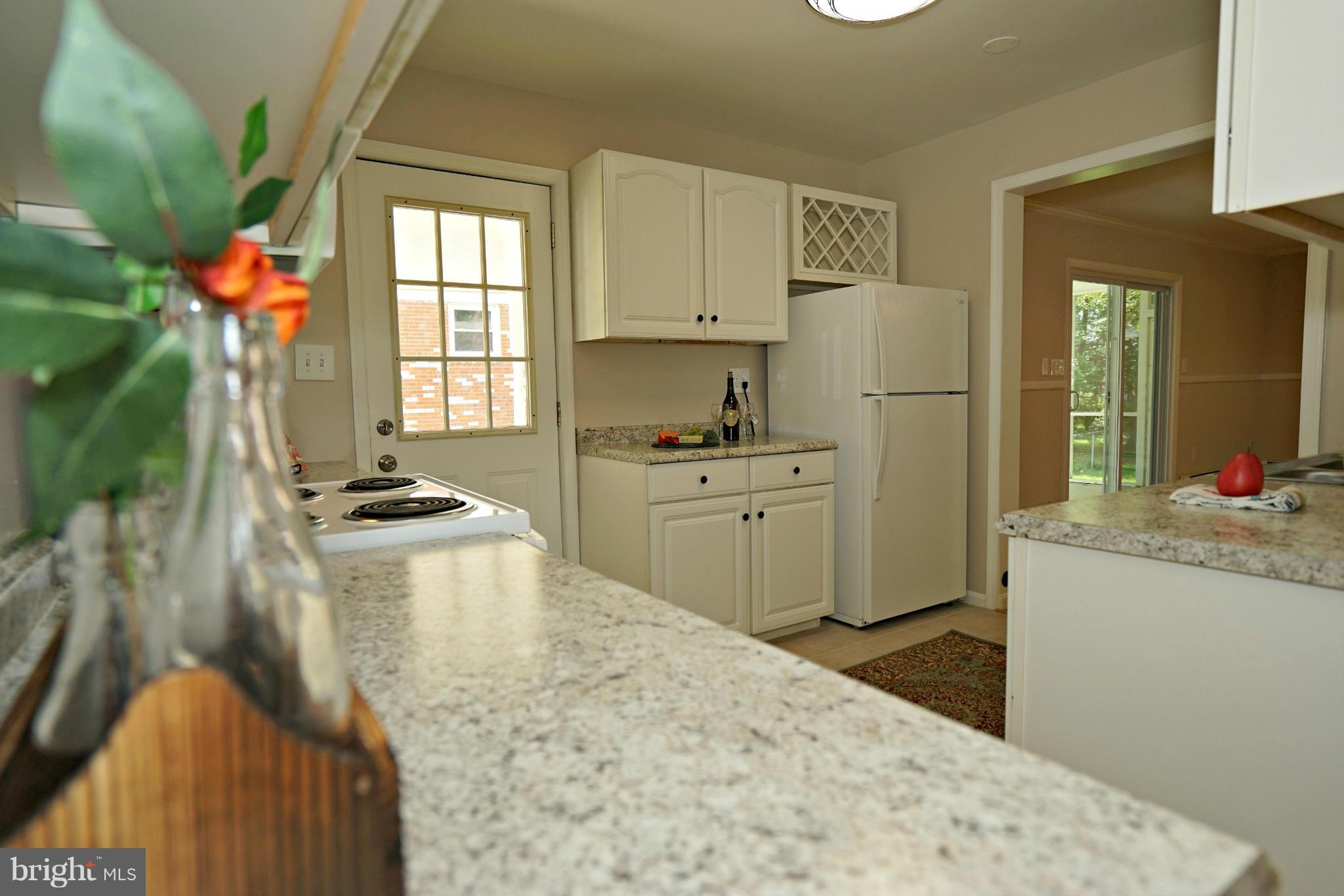 HALLMARK MANOR/WESTGATE - Residential