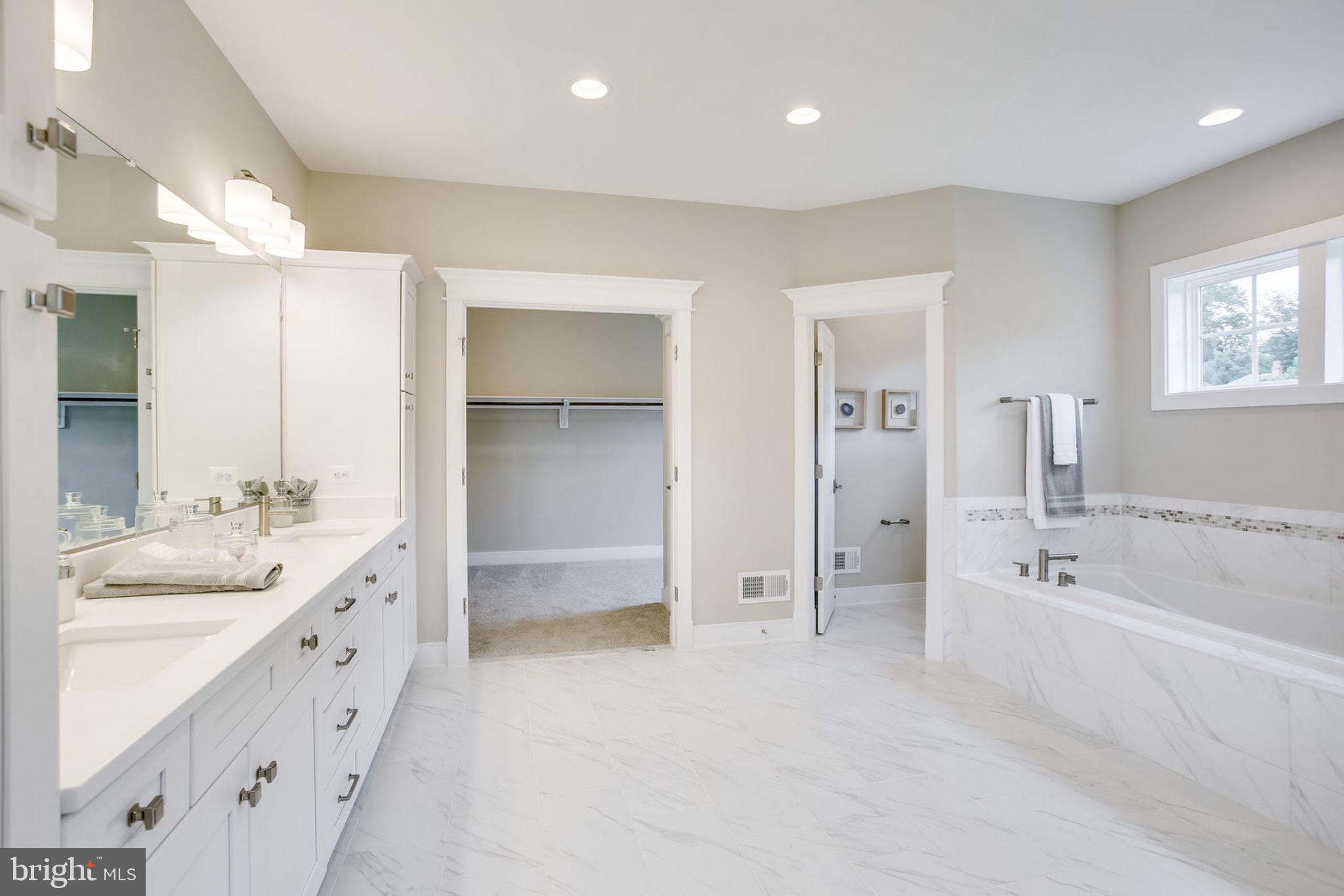 LITTLE RIVER PINES - Residential