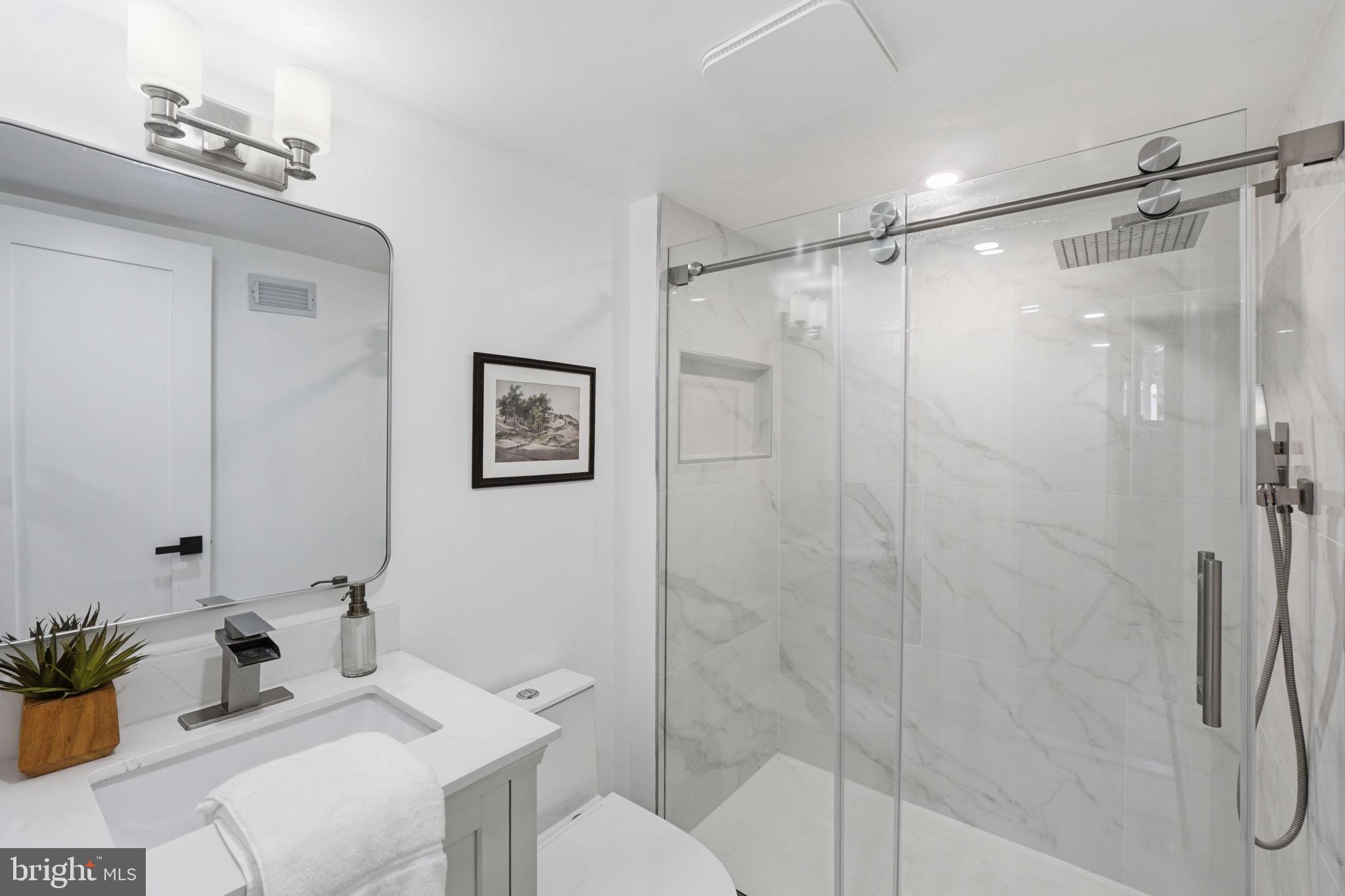 BEL PRE WOODS - Residential
