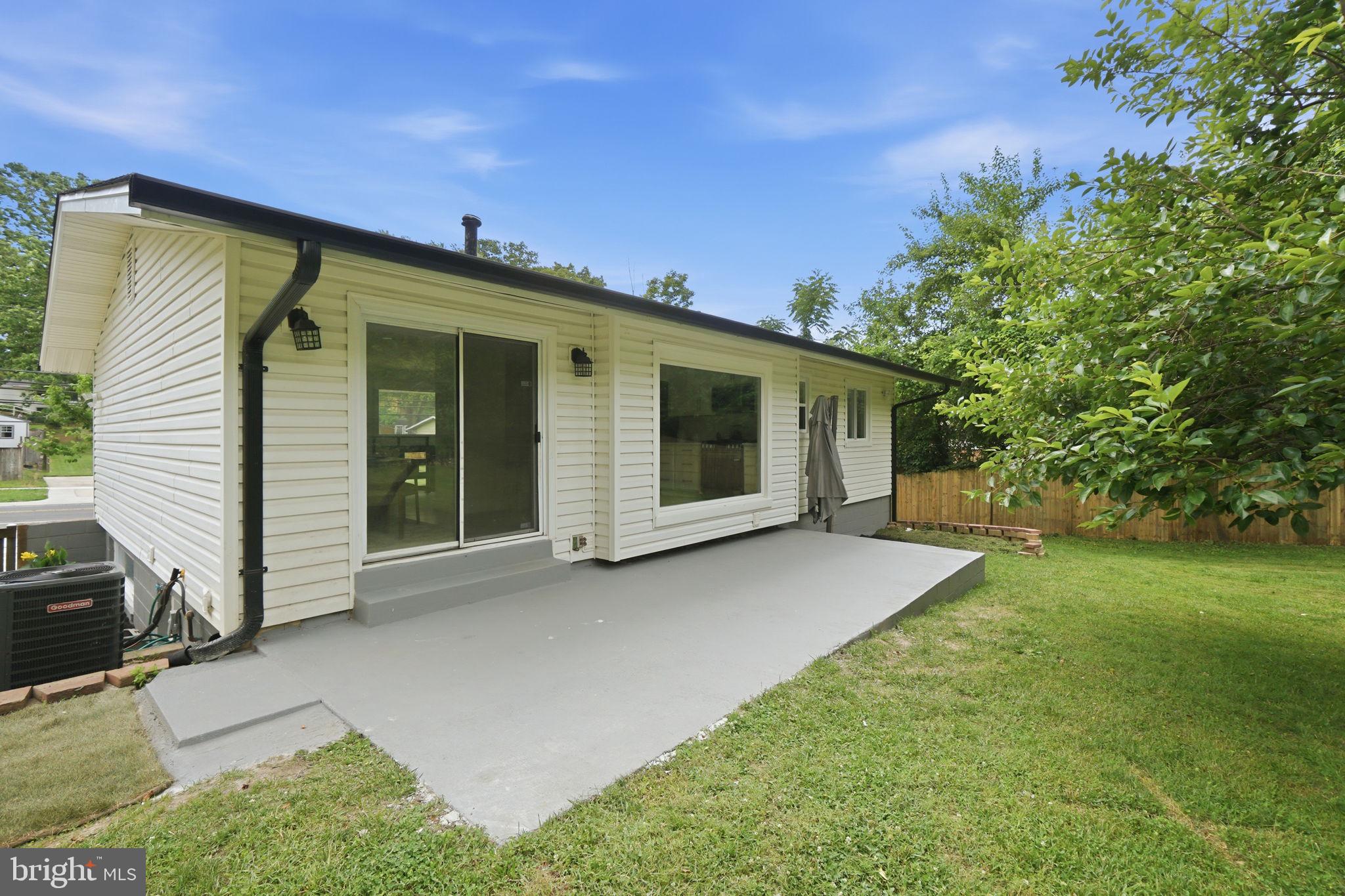 BEL PRE WOODS - Residential