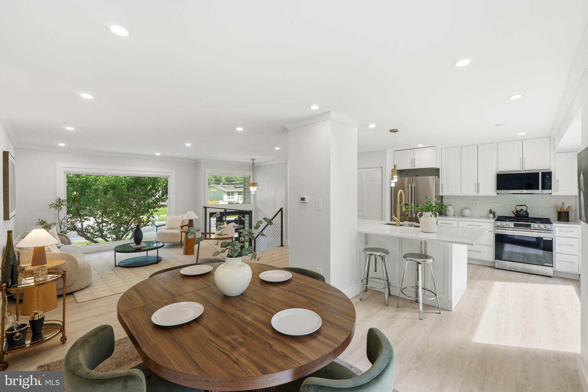 BEL PRE WOODS - Residential