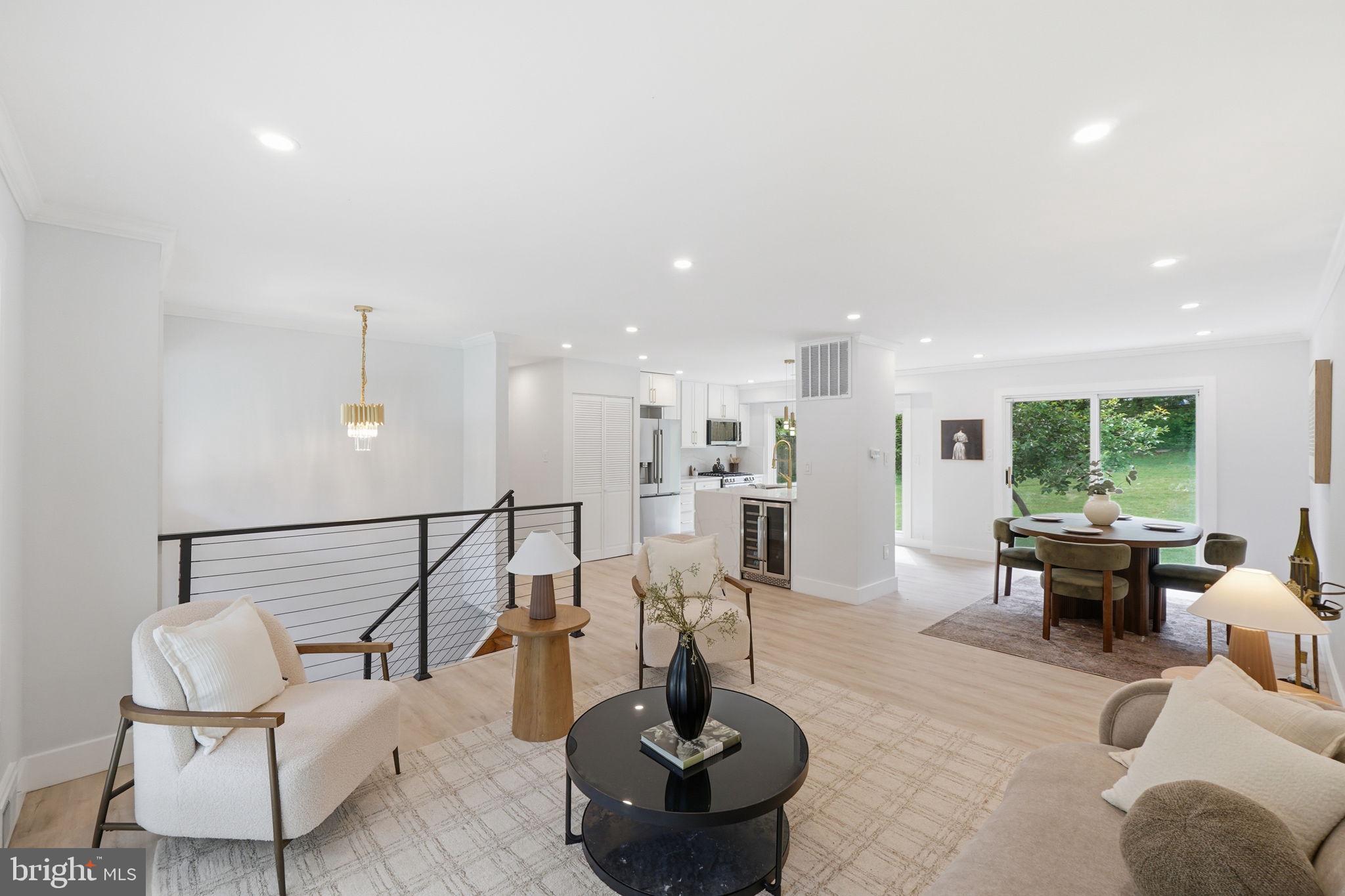 BEL PRE WOODS - Residential