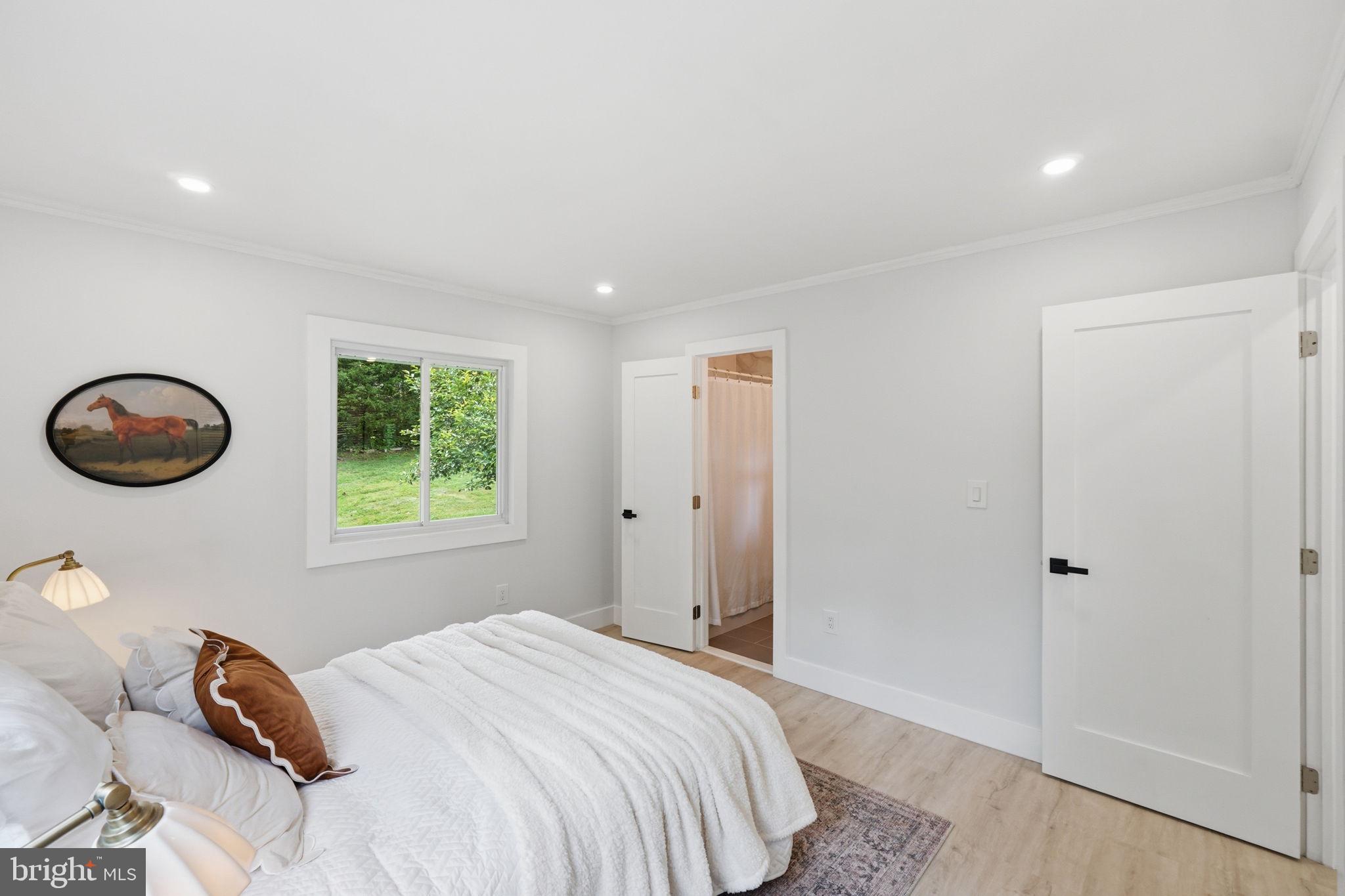 BEL PRE WOODS - Residential