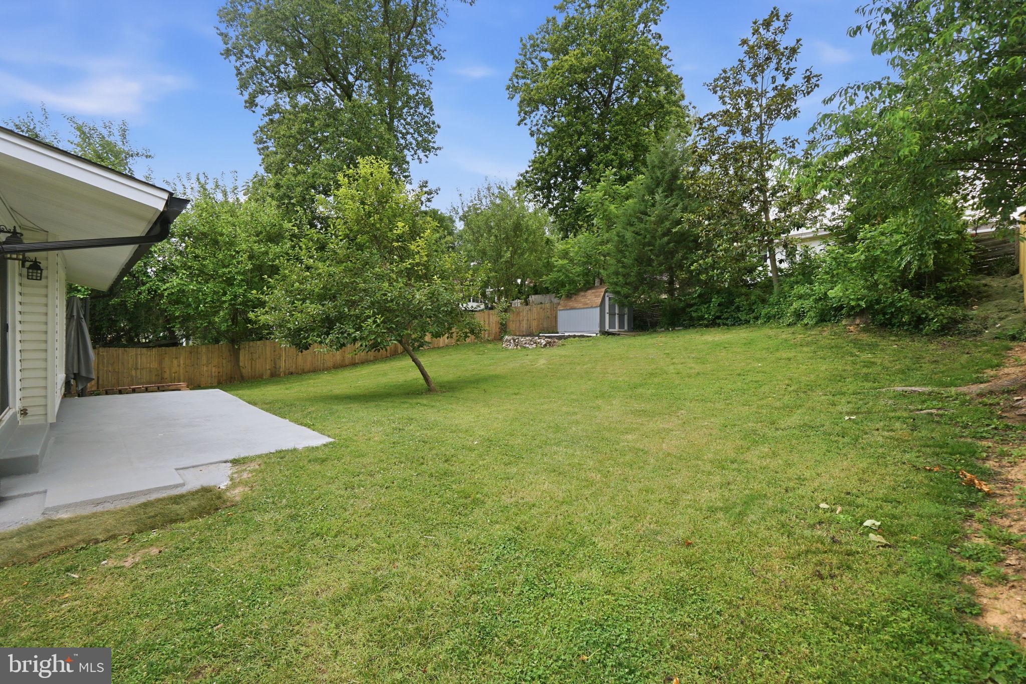 BEL PRE WOODS - Residential