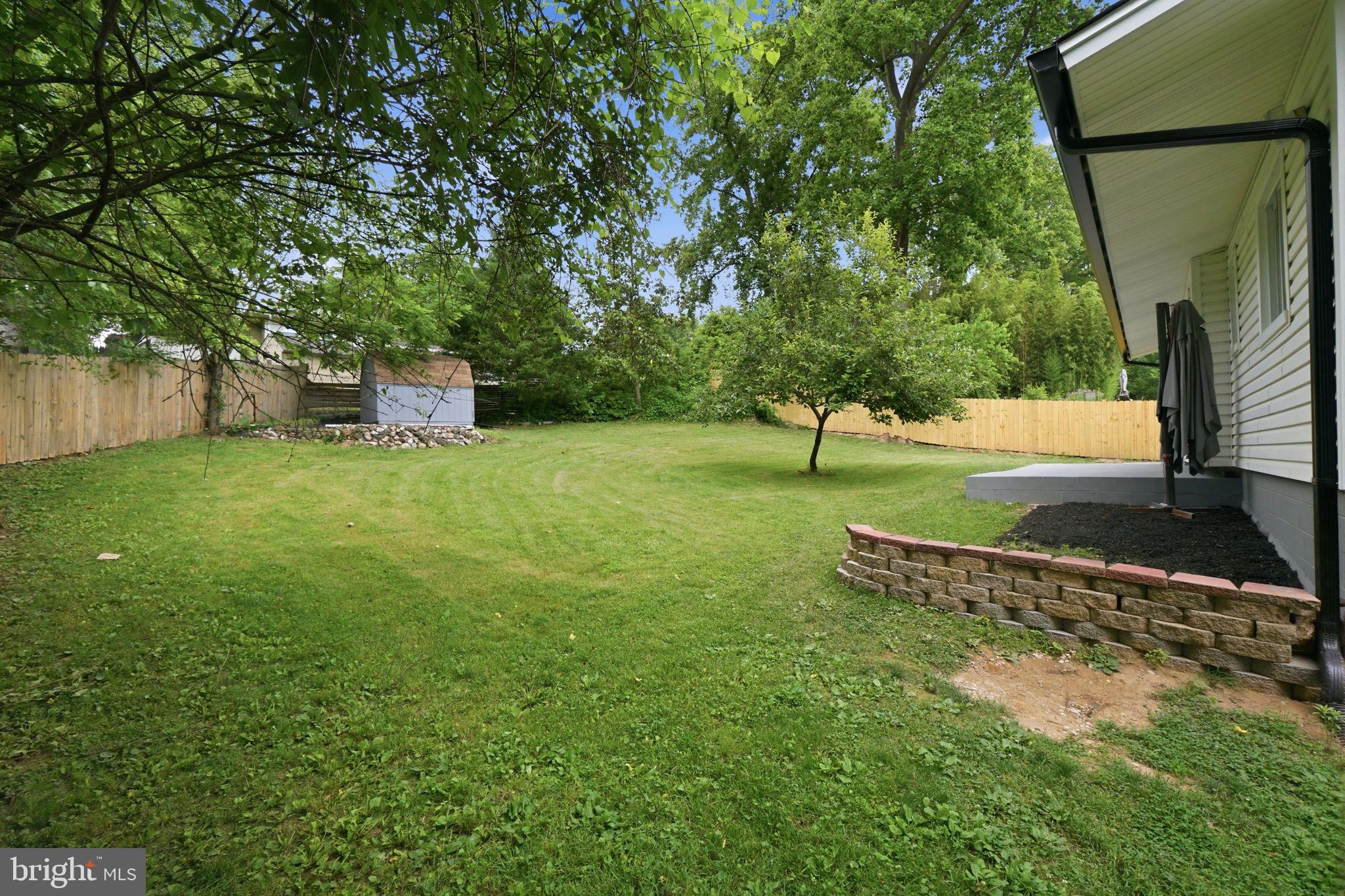 BEL PRE WOODS - Residential