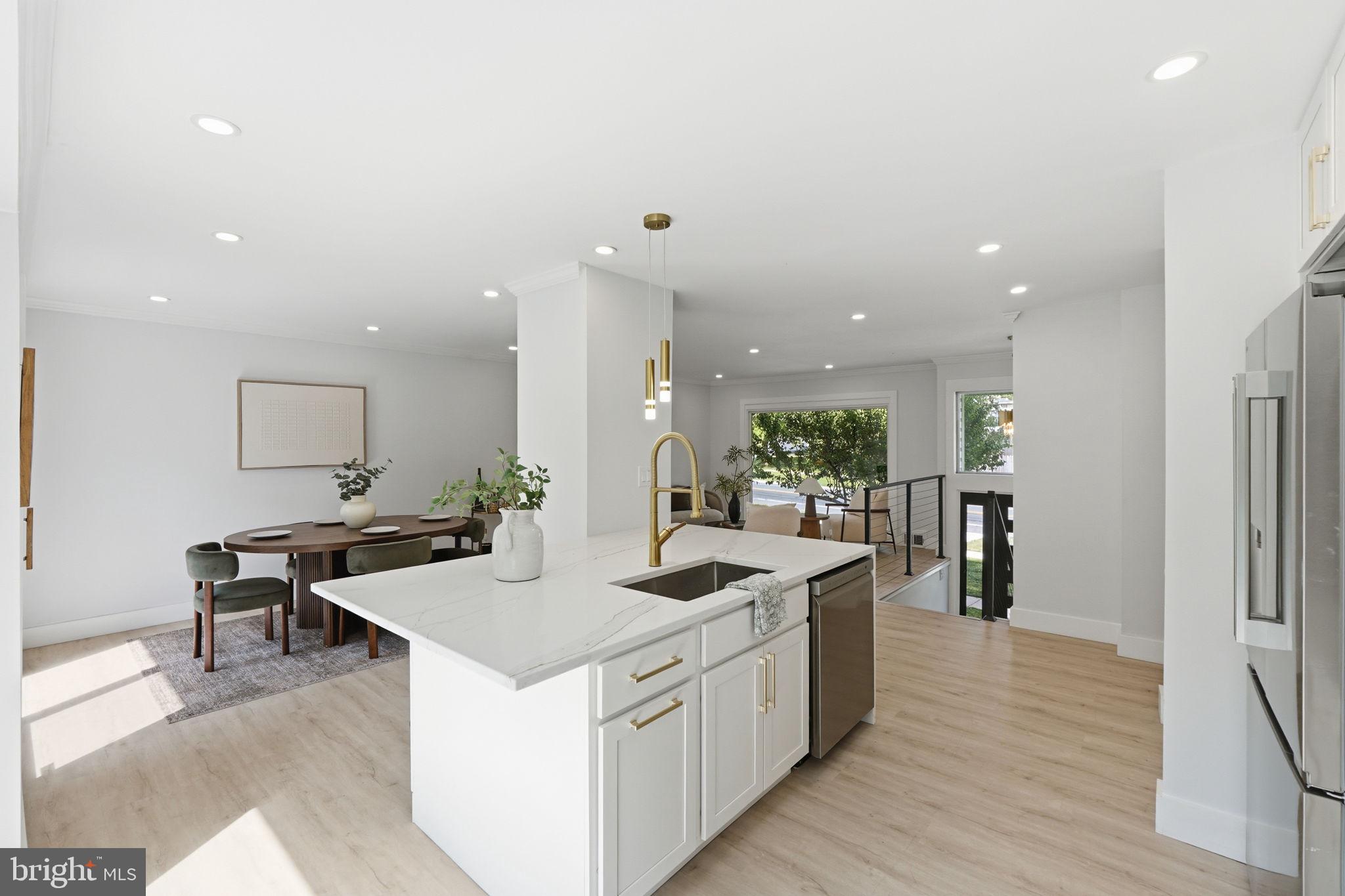 BEL PRE WOODS - Residential