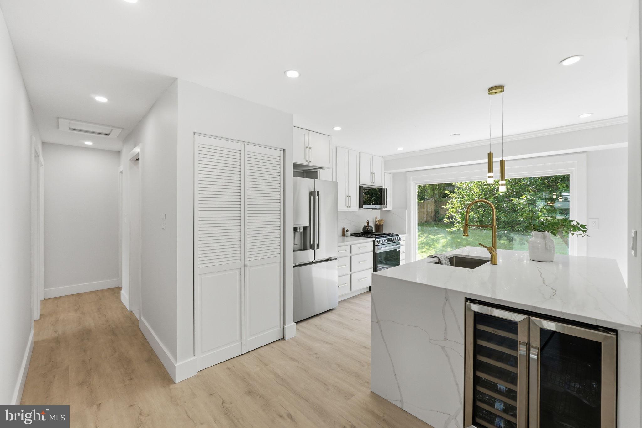BEL PRE WOODS - Residential