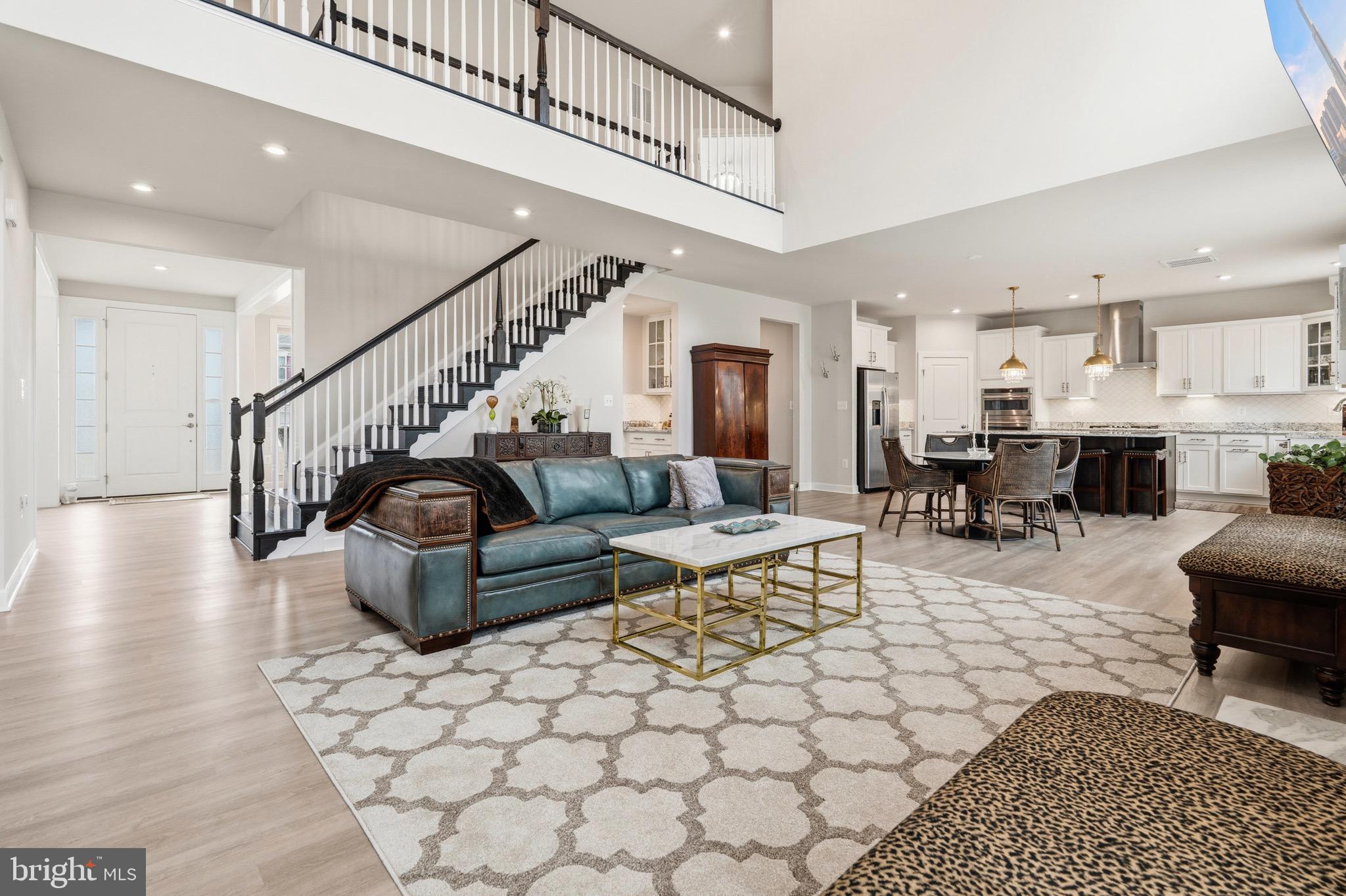 LAUREL HILLS CROSSING - Residential