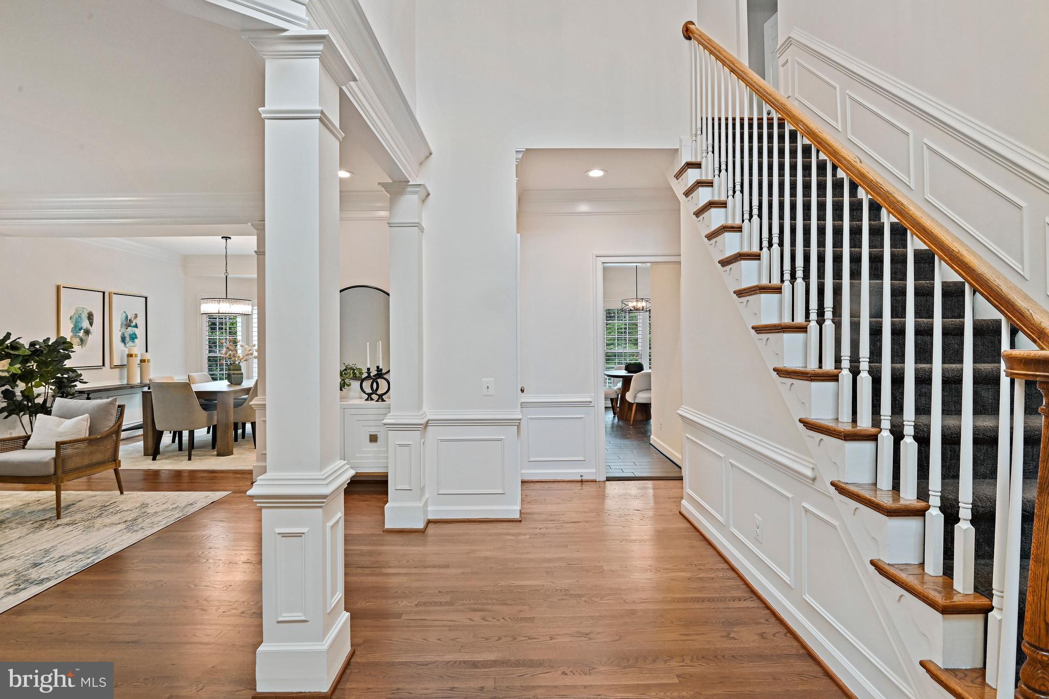COURTHOUSE OAKS - Residential