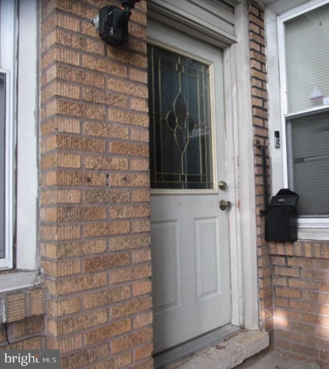 FERN ROCK - Residential
