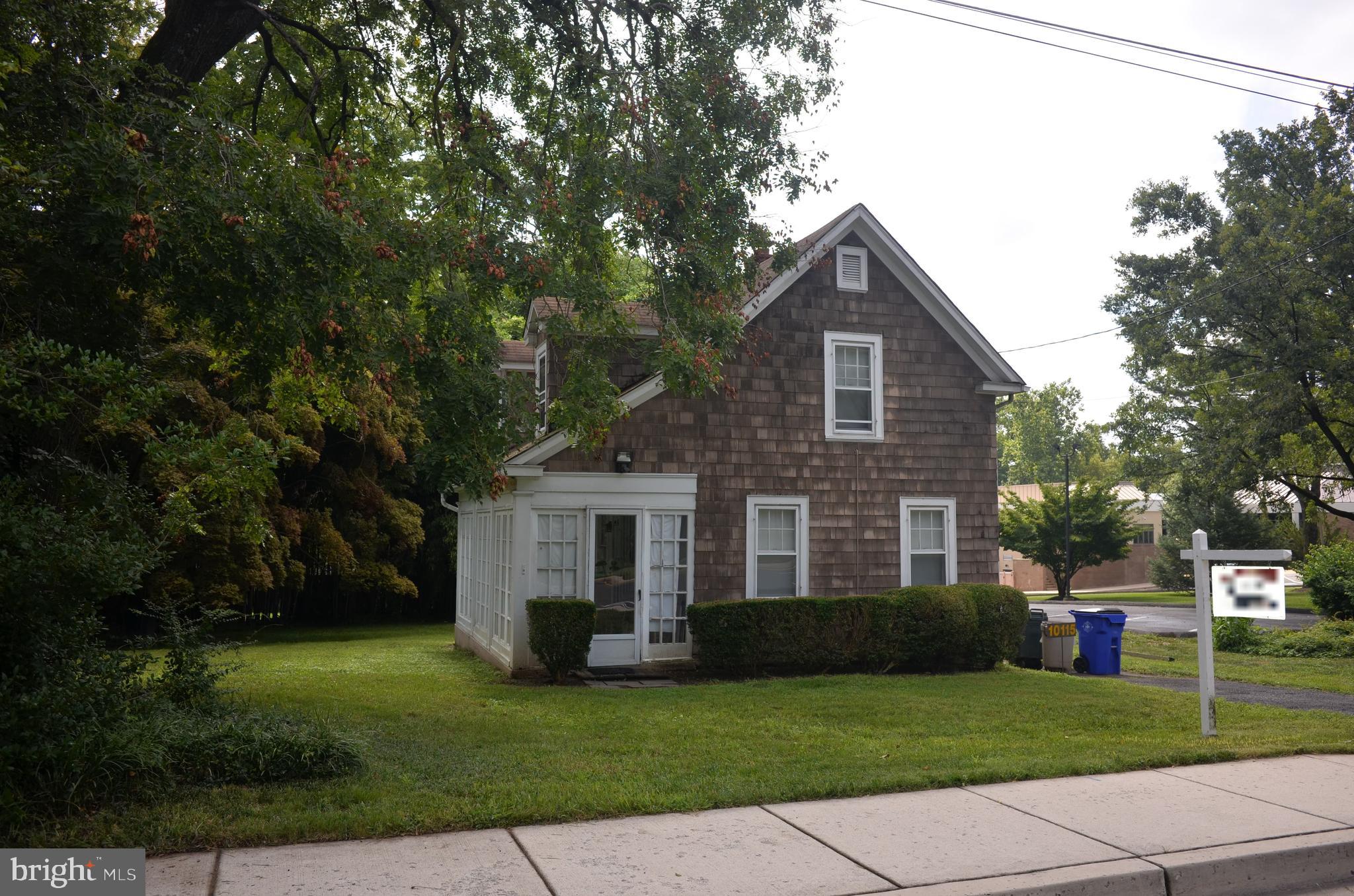KENSINGTON - Residential