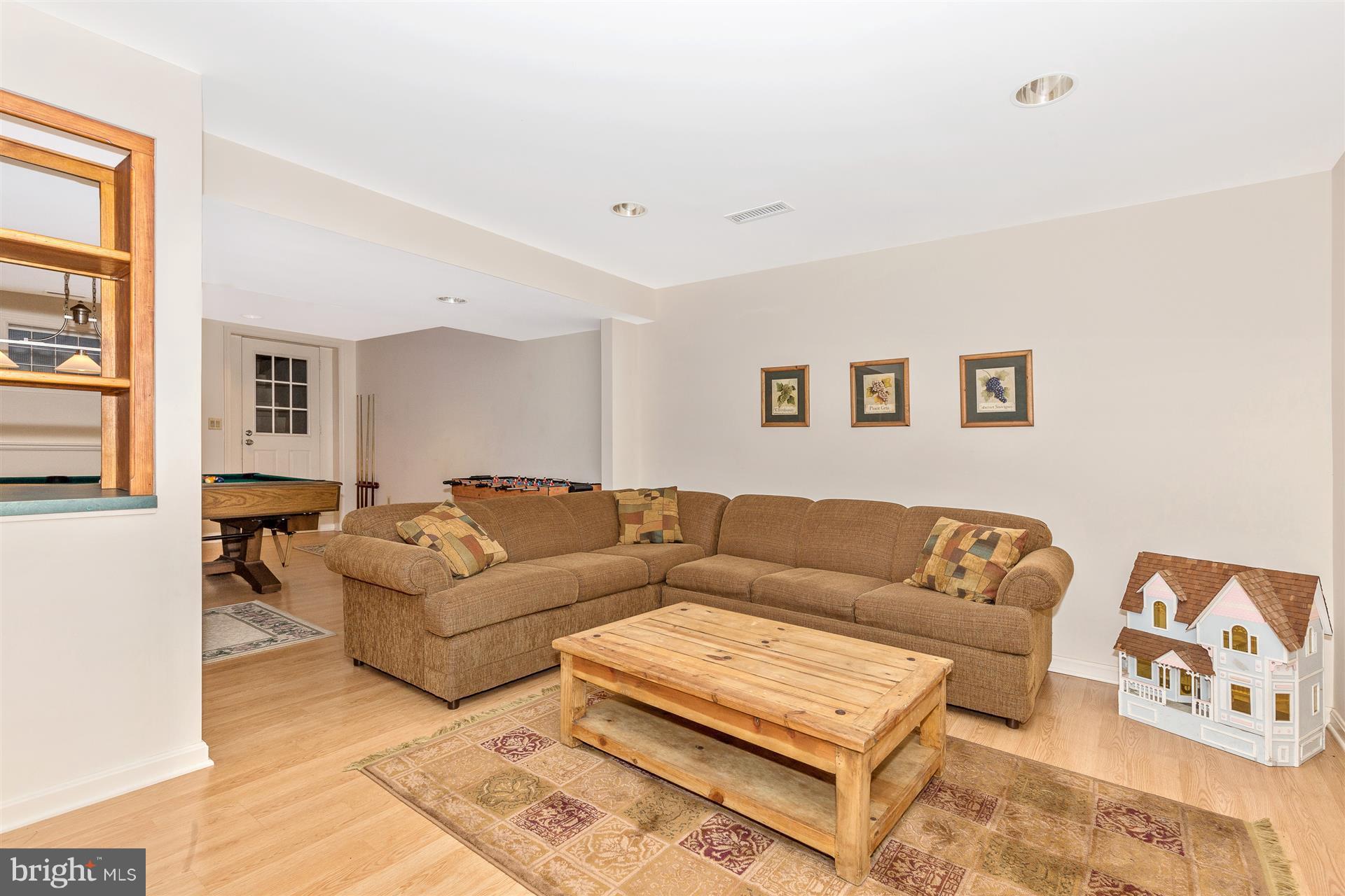 WESTLEIGH - Residential