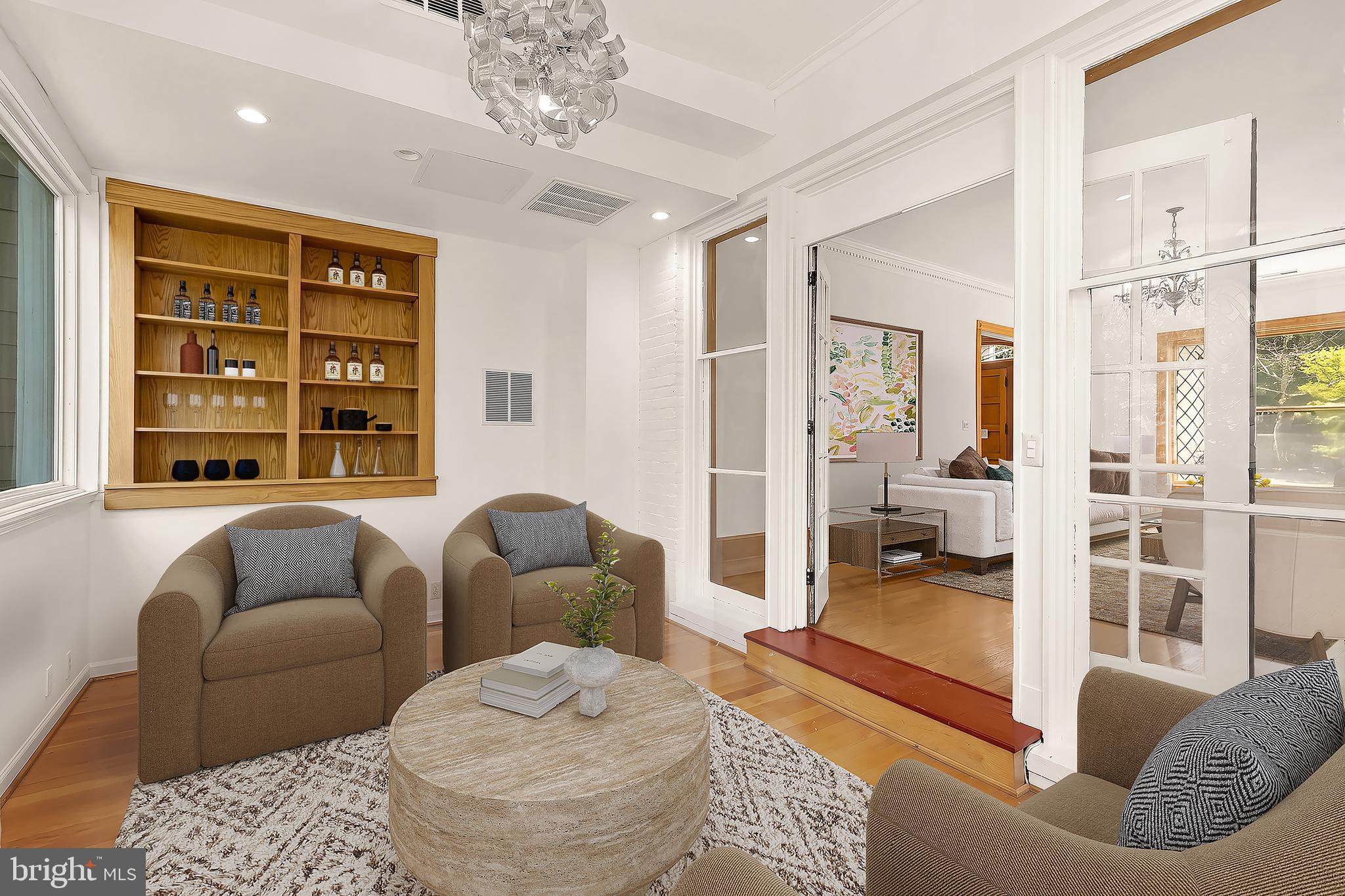 MOUNT PLEASANT - Residential