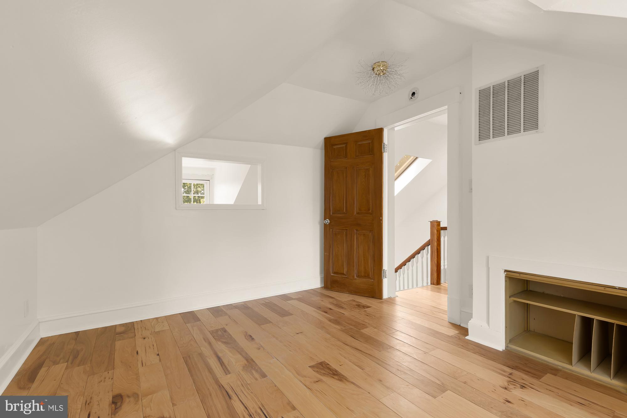 MOUNT PLEASANT - Residential