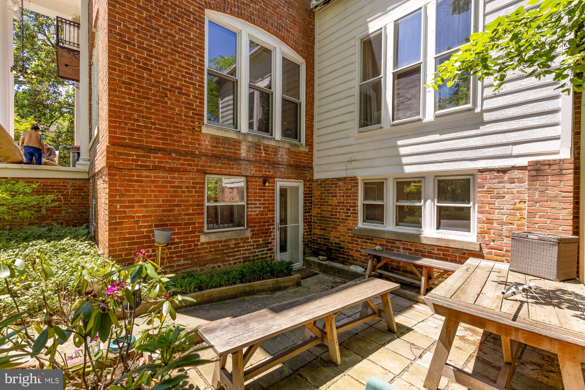 MOUNT PLEASANT - Residential