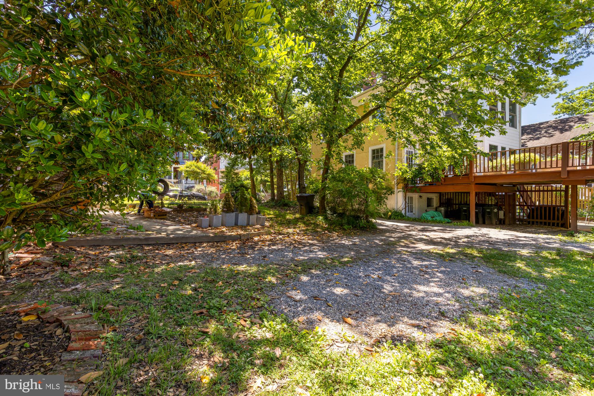 MOUNT PLEASANT - Residential