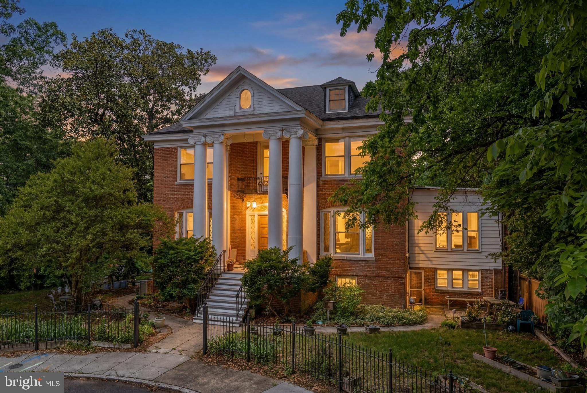 MOUNT PLEASANT - Residential
