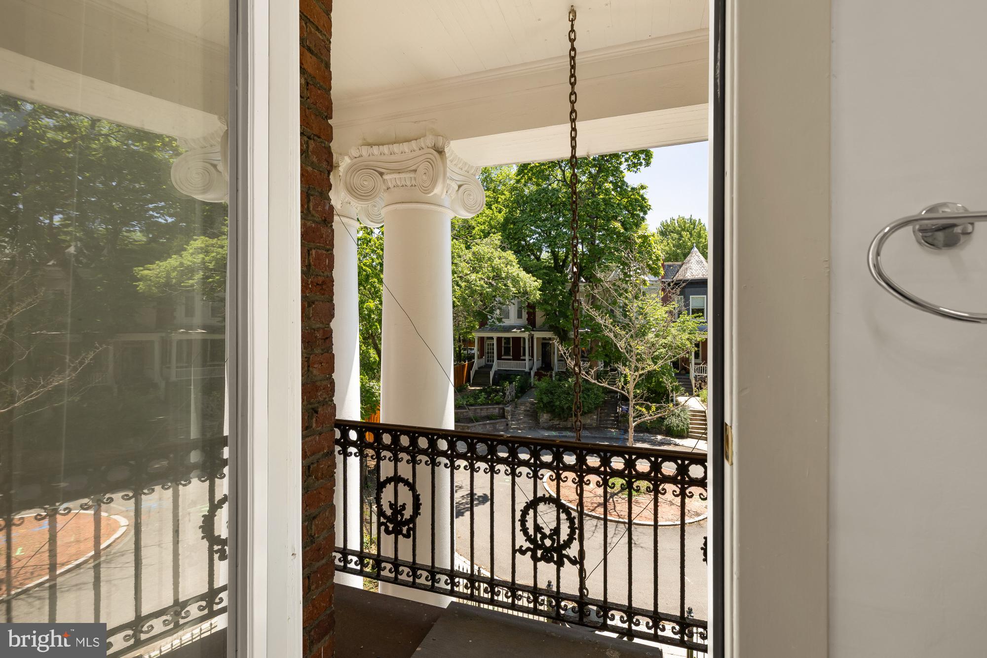 MOUNT PLEASANT - Residential