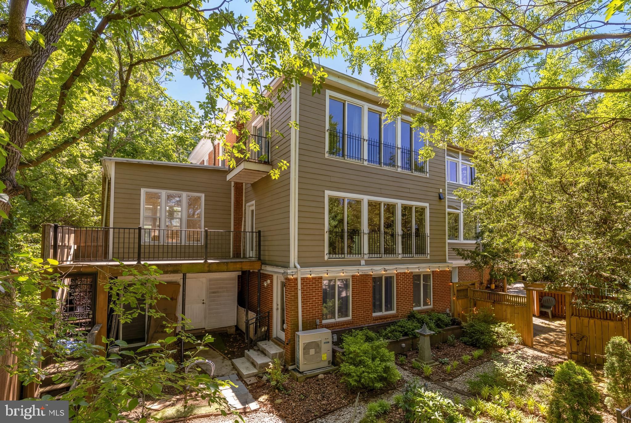 MOUNT PLEASANT - Residential