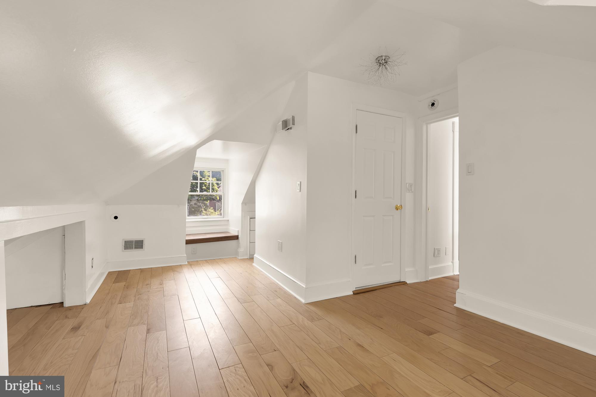 MOUNT PLEASANT - Residential