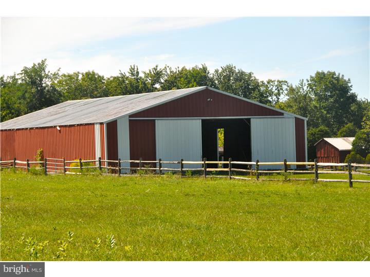 NEW GALENA - Farm