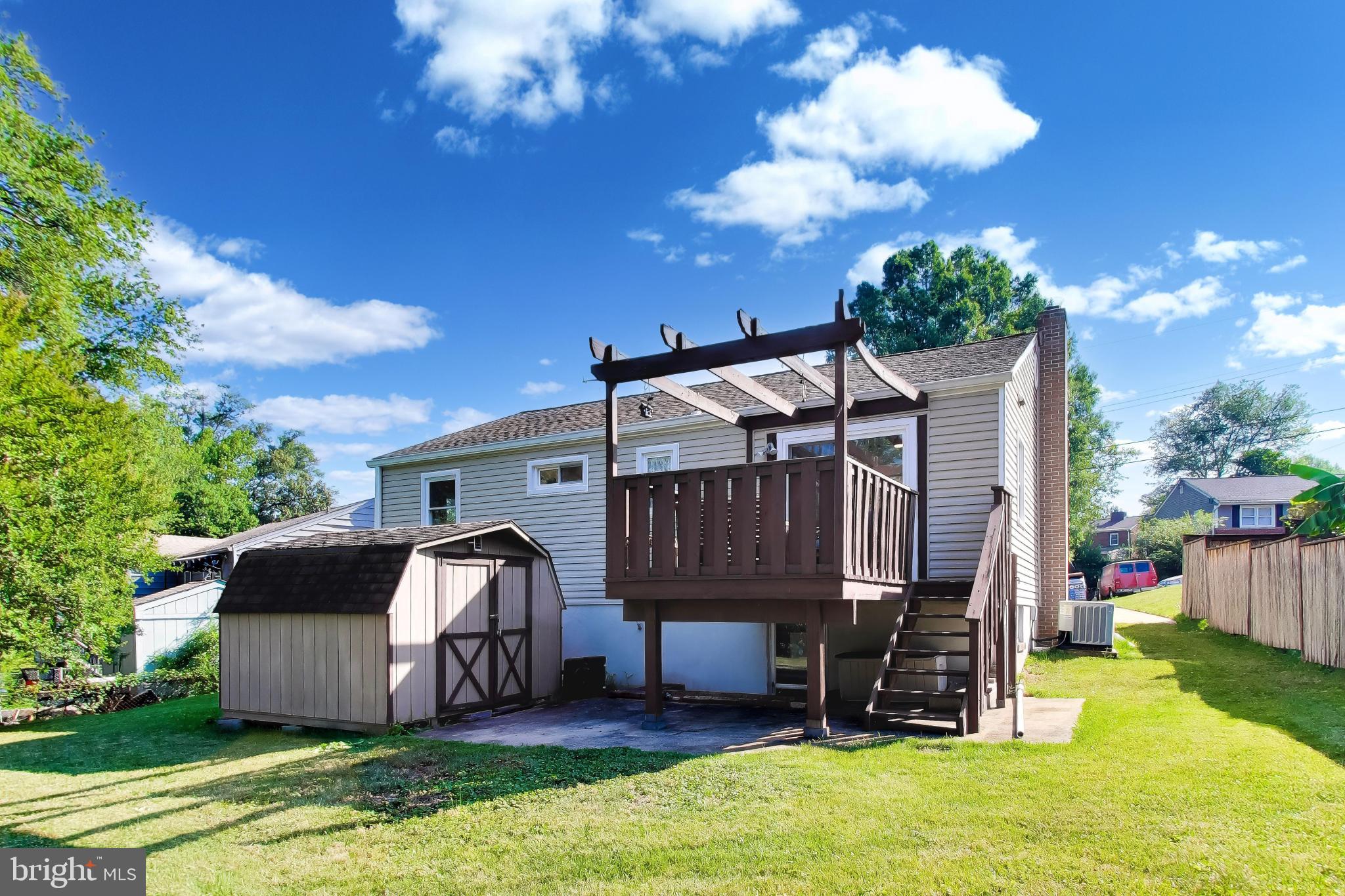 GREENBRIER KNOLLS - Residential