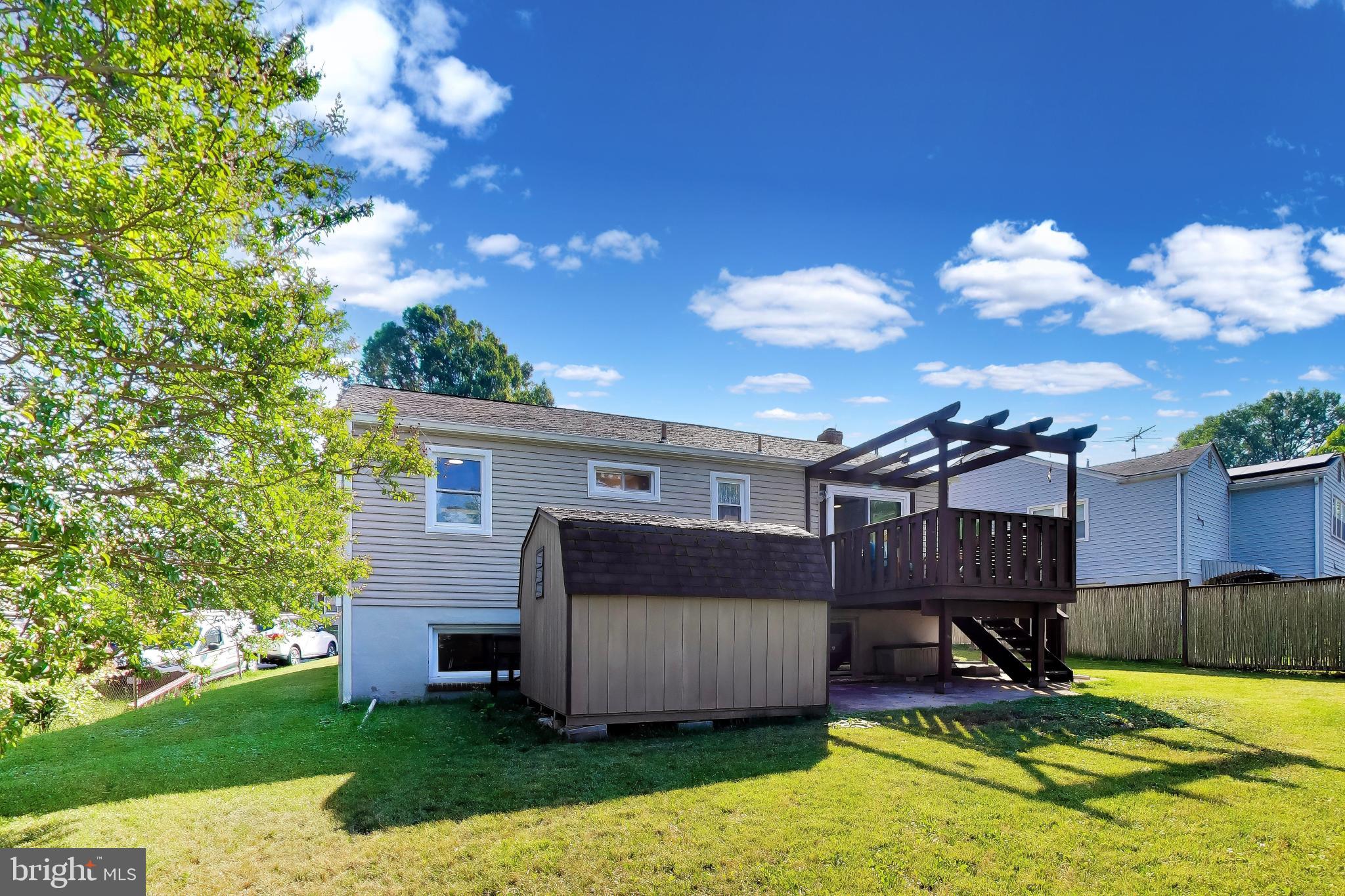 GREENBRIER KNOLLS - Residential