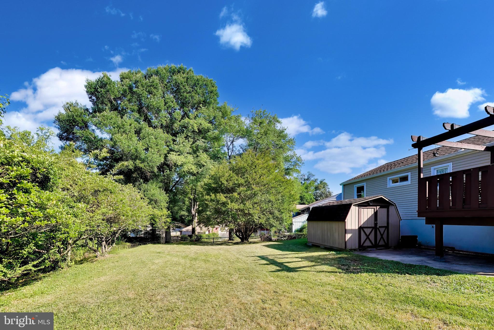 GREENBRIER KNOLLS - Residential