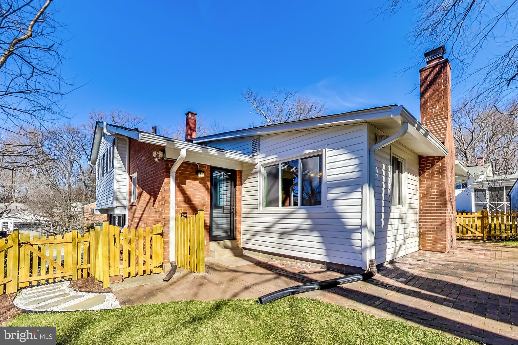 KENSINGTON KNOLLS - Residential