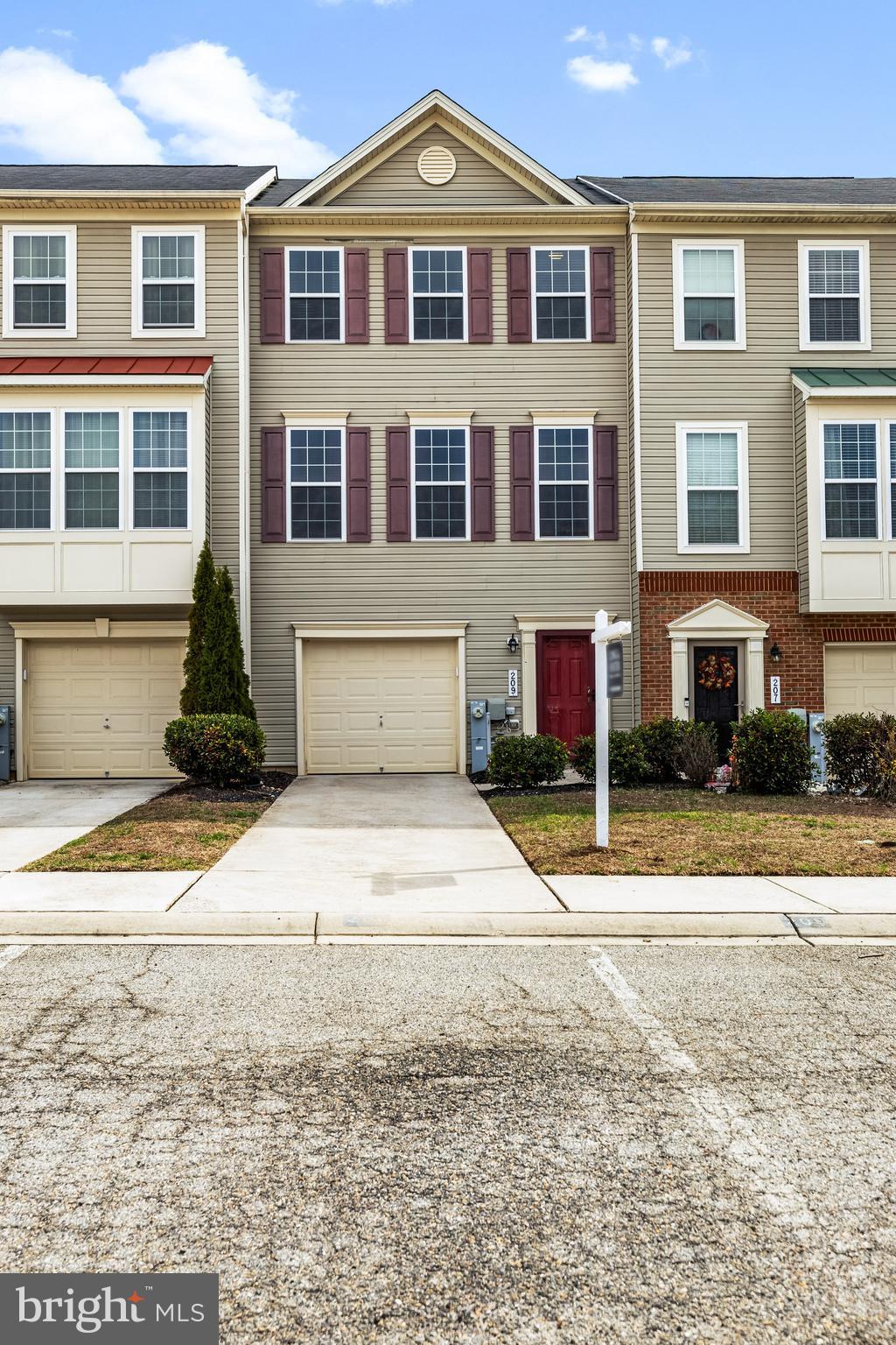 MAGNOLIA LANDING - Residential