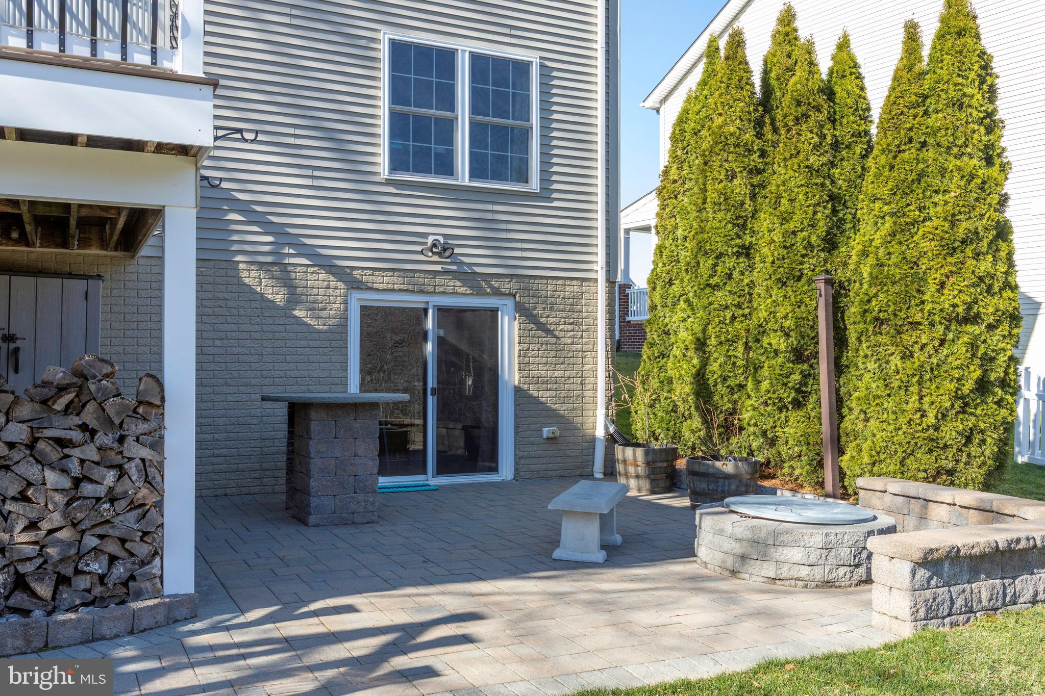 LEONARDS GRANT - Residential