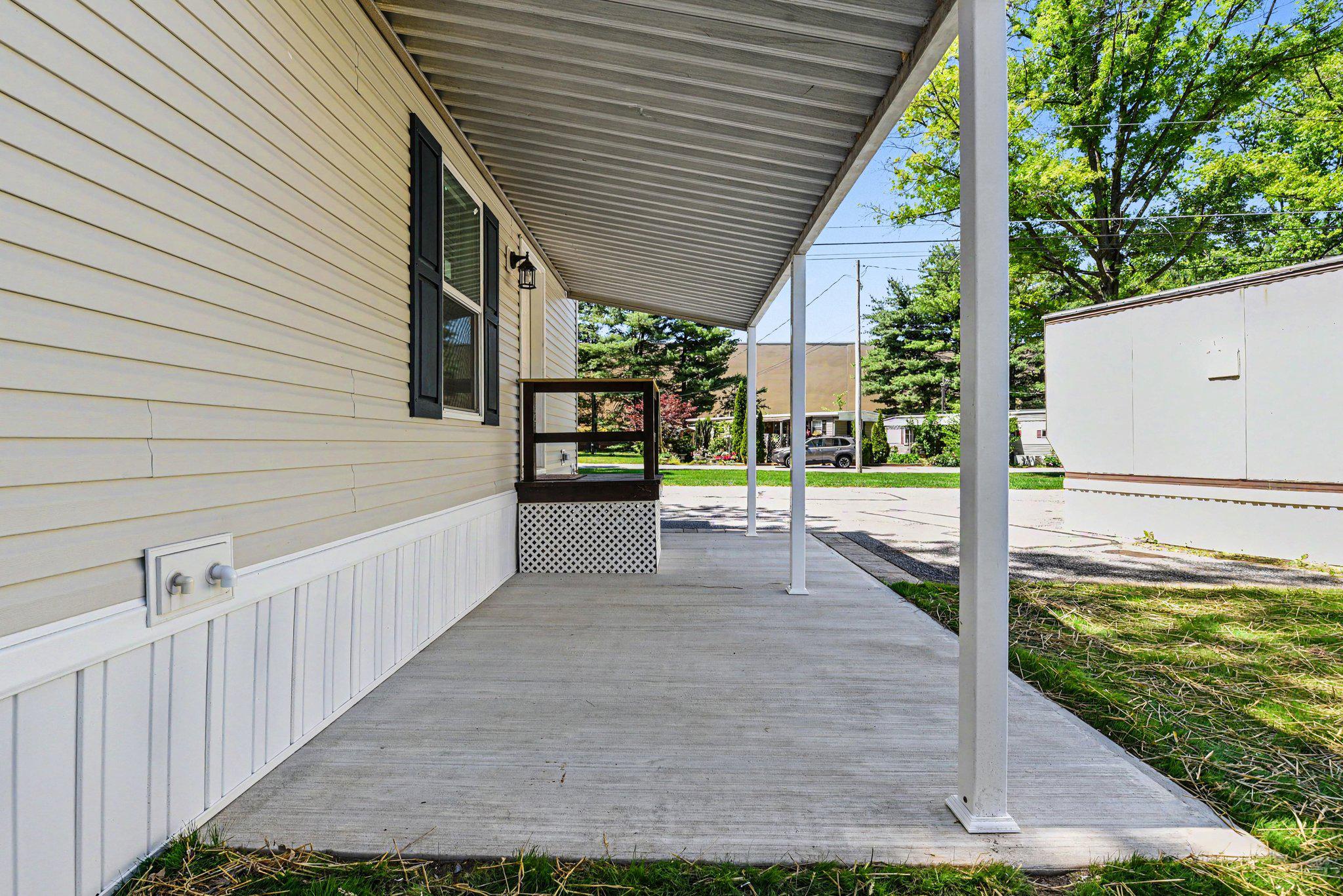 BRANDY LANE 55+ MOBILE HOME COMMUNITY - Residential