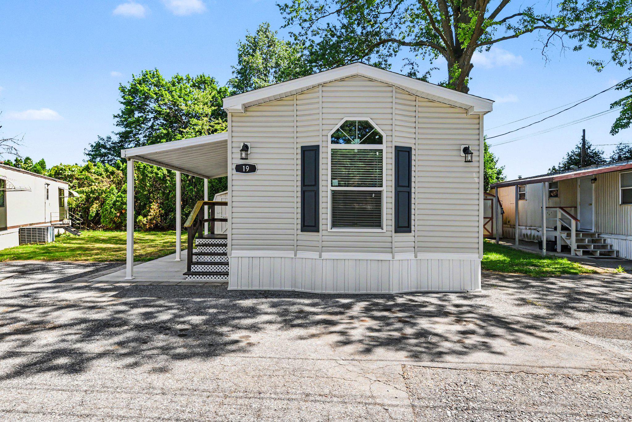 BRANDY LANE 55+ MOBILE HOME COMMUNITY - Residential
