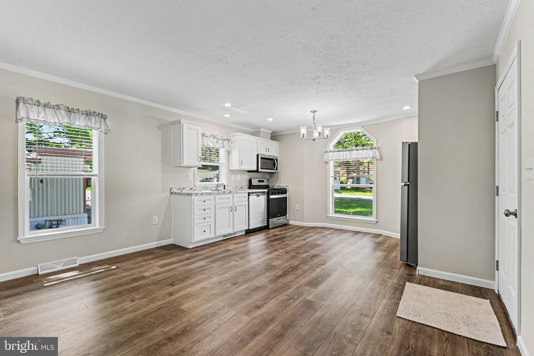 BRANDY LANE 55+ MOBILE HOME COMMUNITY - Residential
