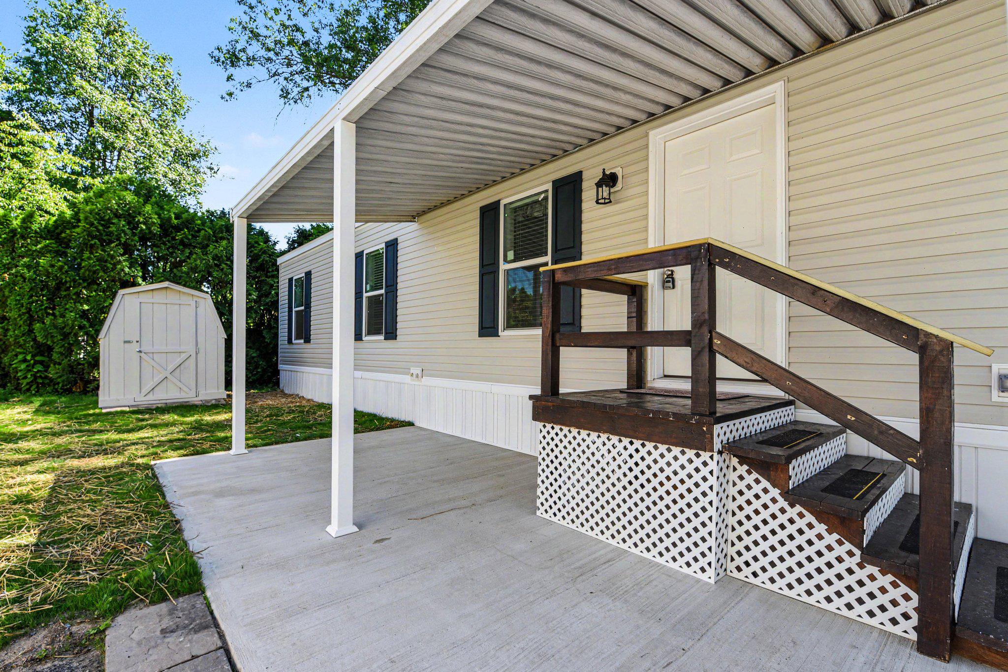 BRANDY LANE 55+ MOBILE HOME COMMUNITY - Residential