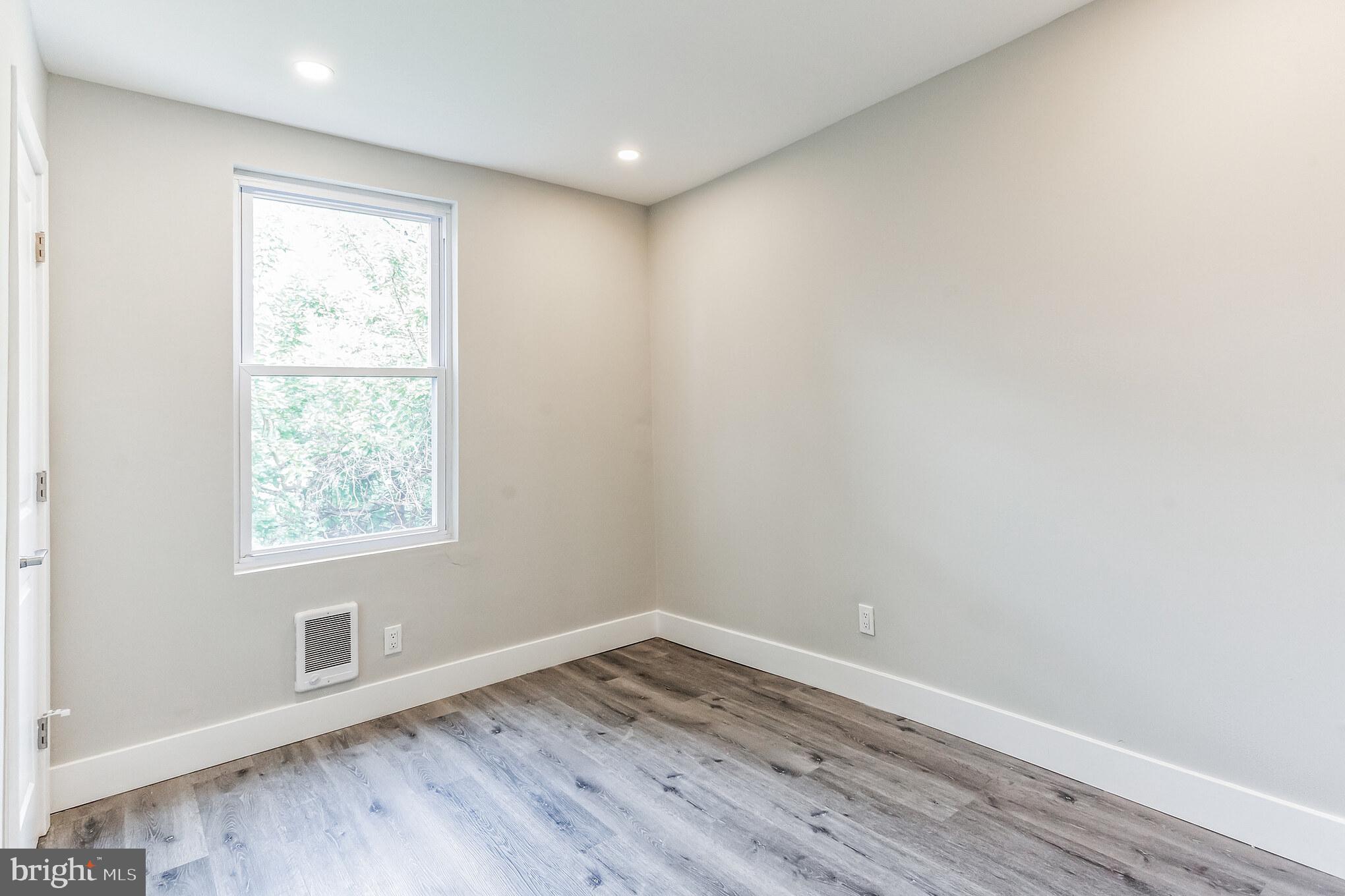 MANAYUNK - Residential