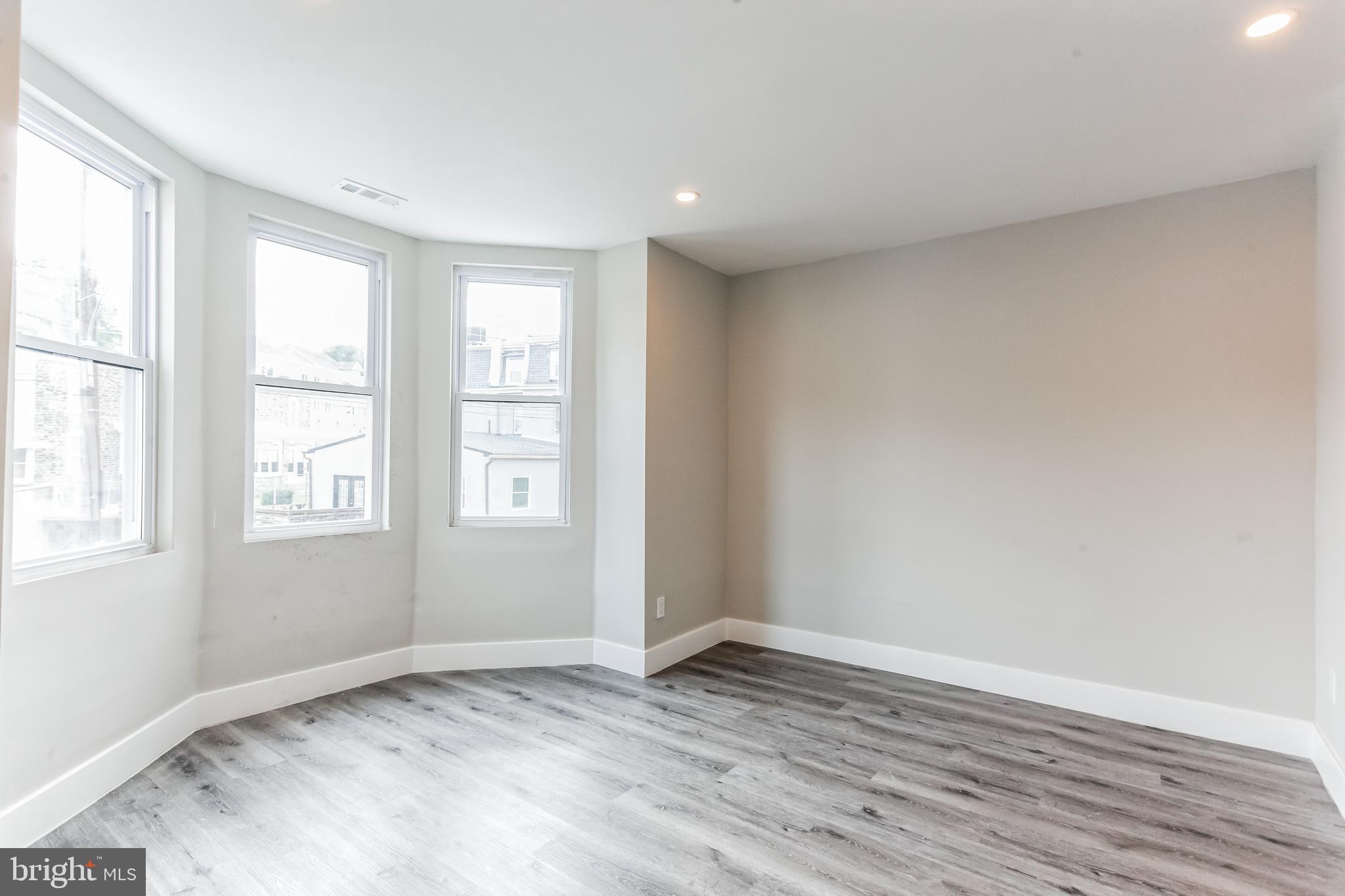 MANAYUNK - Residential