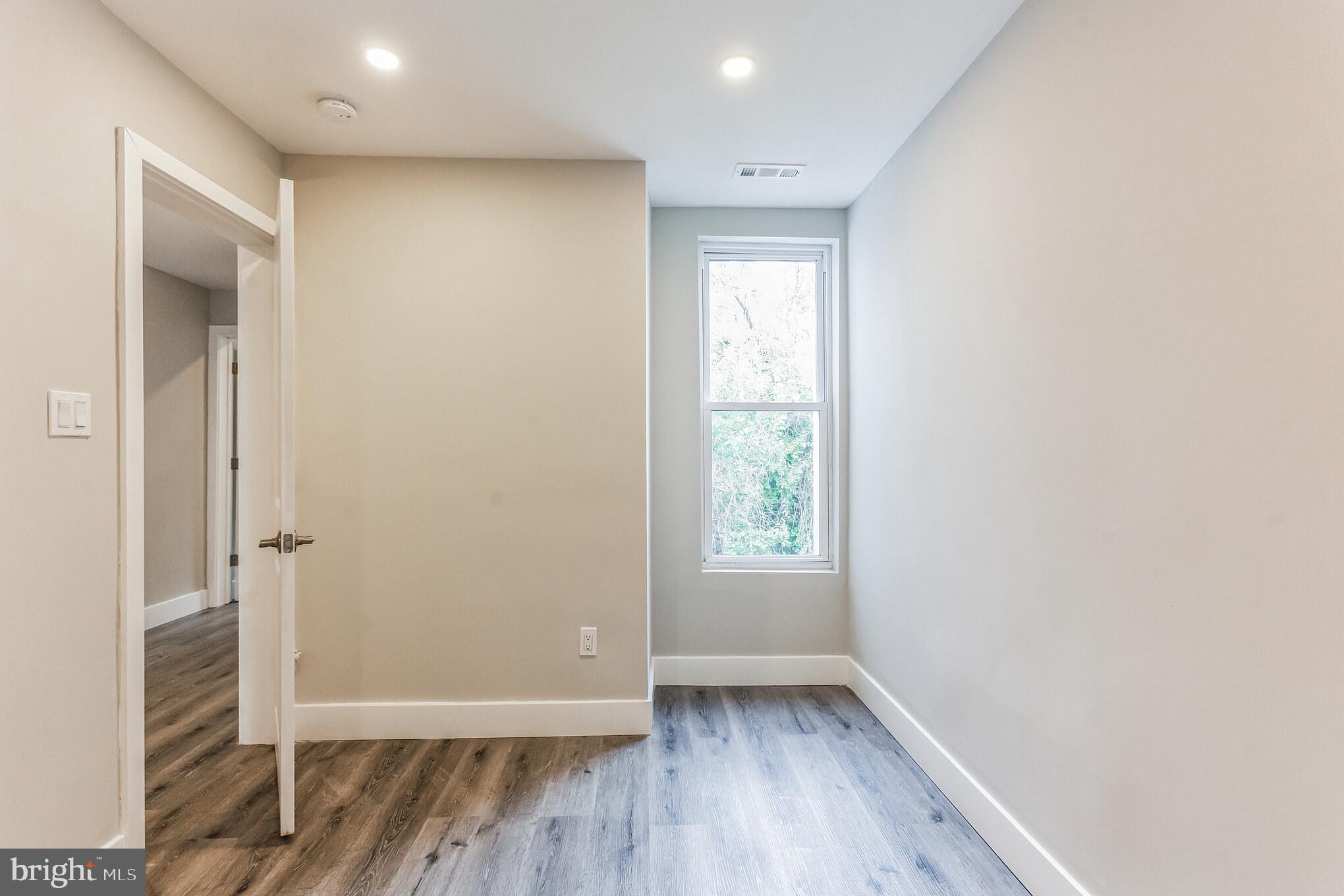 MANAYUNK - Residential