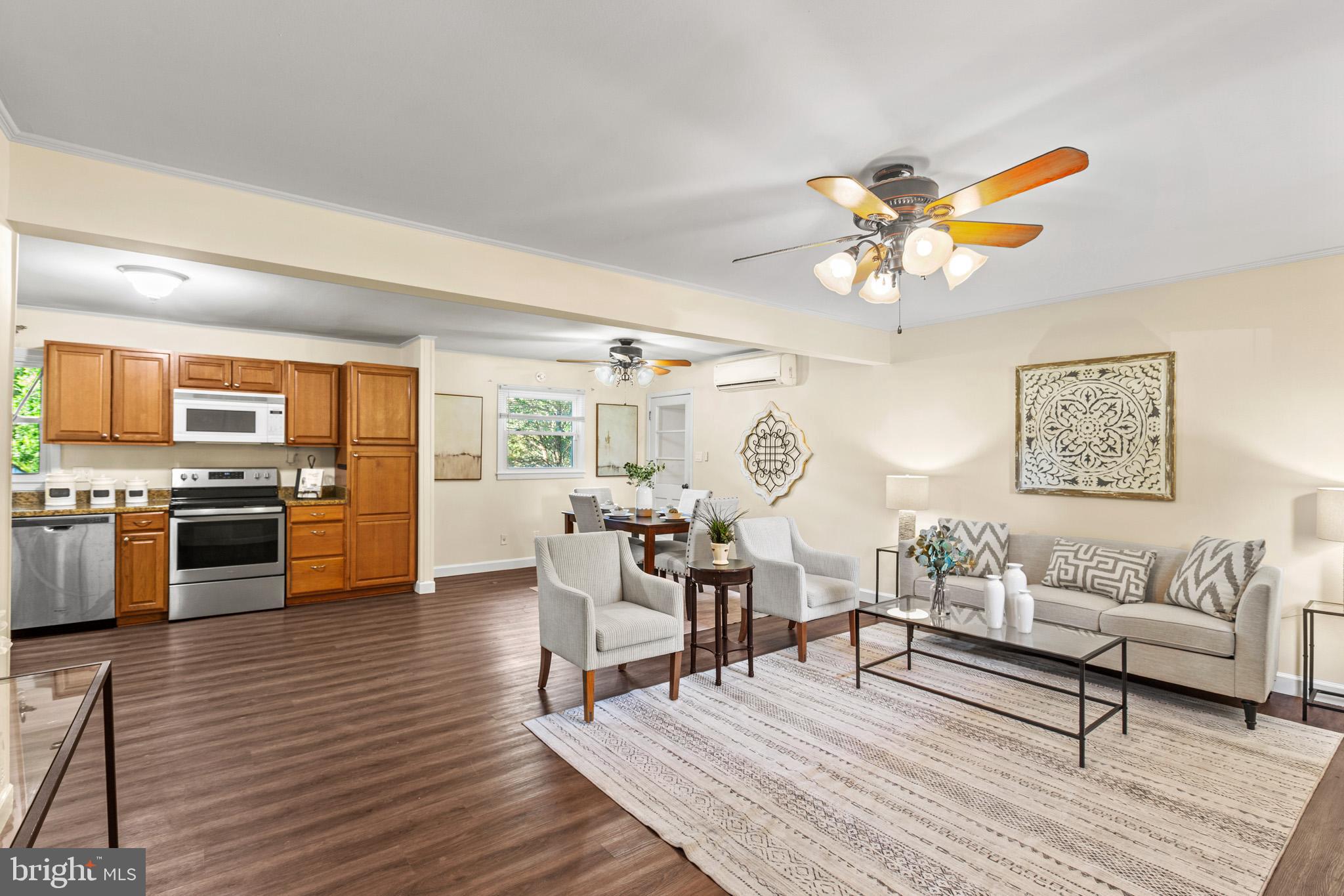 BAREFOOT ACRES - Residential