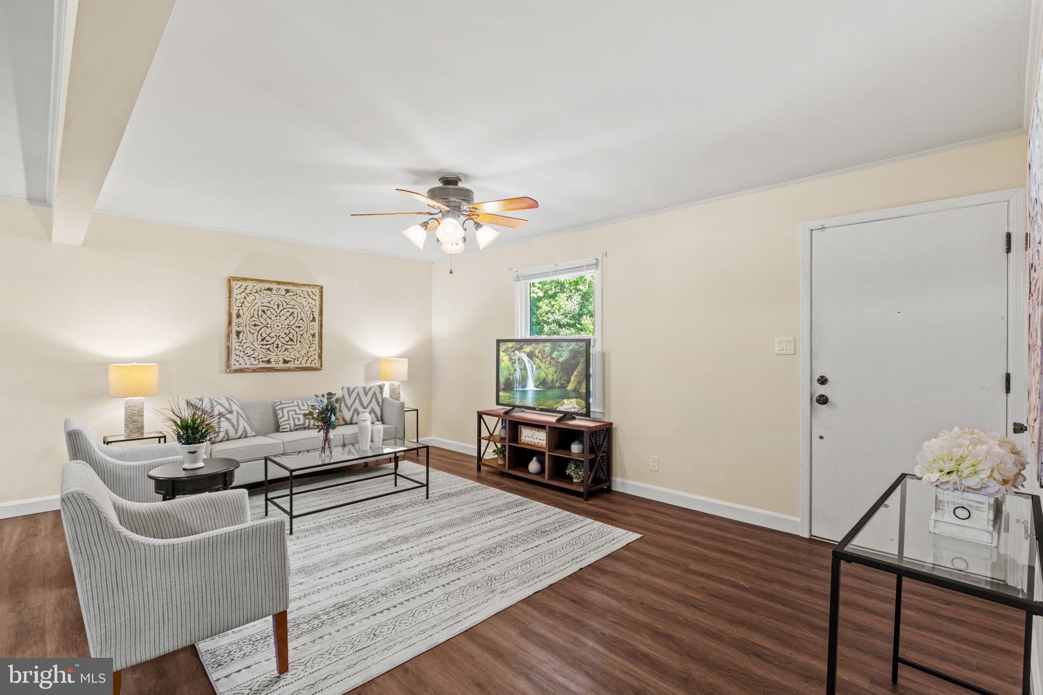 BAREFOOT ACRES - Residential