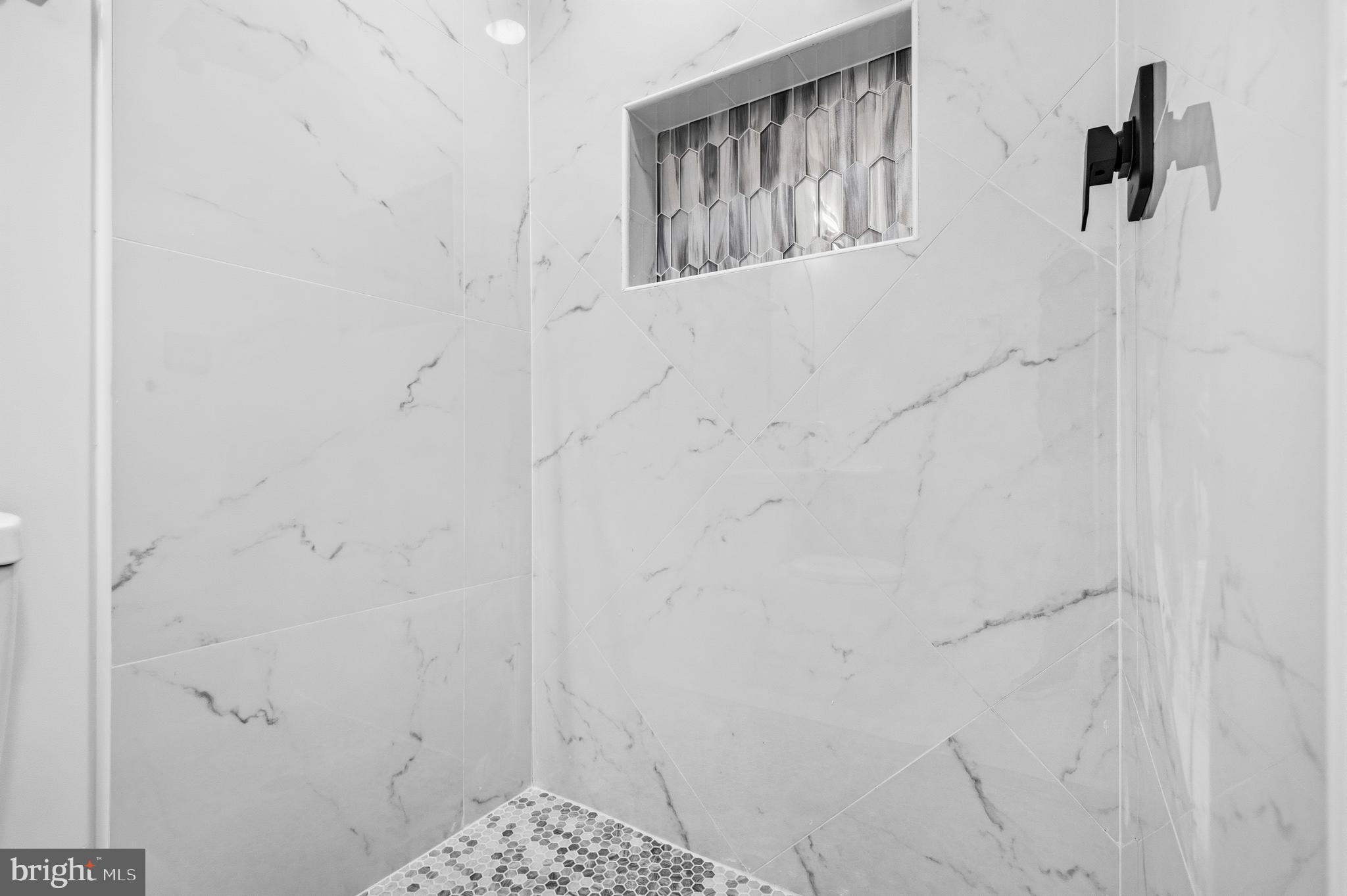TOLSON HEIGHTS - Residential