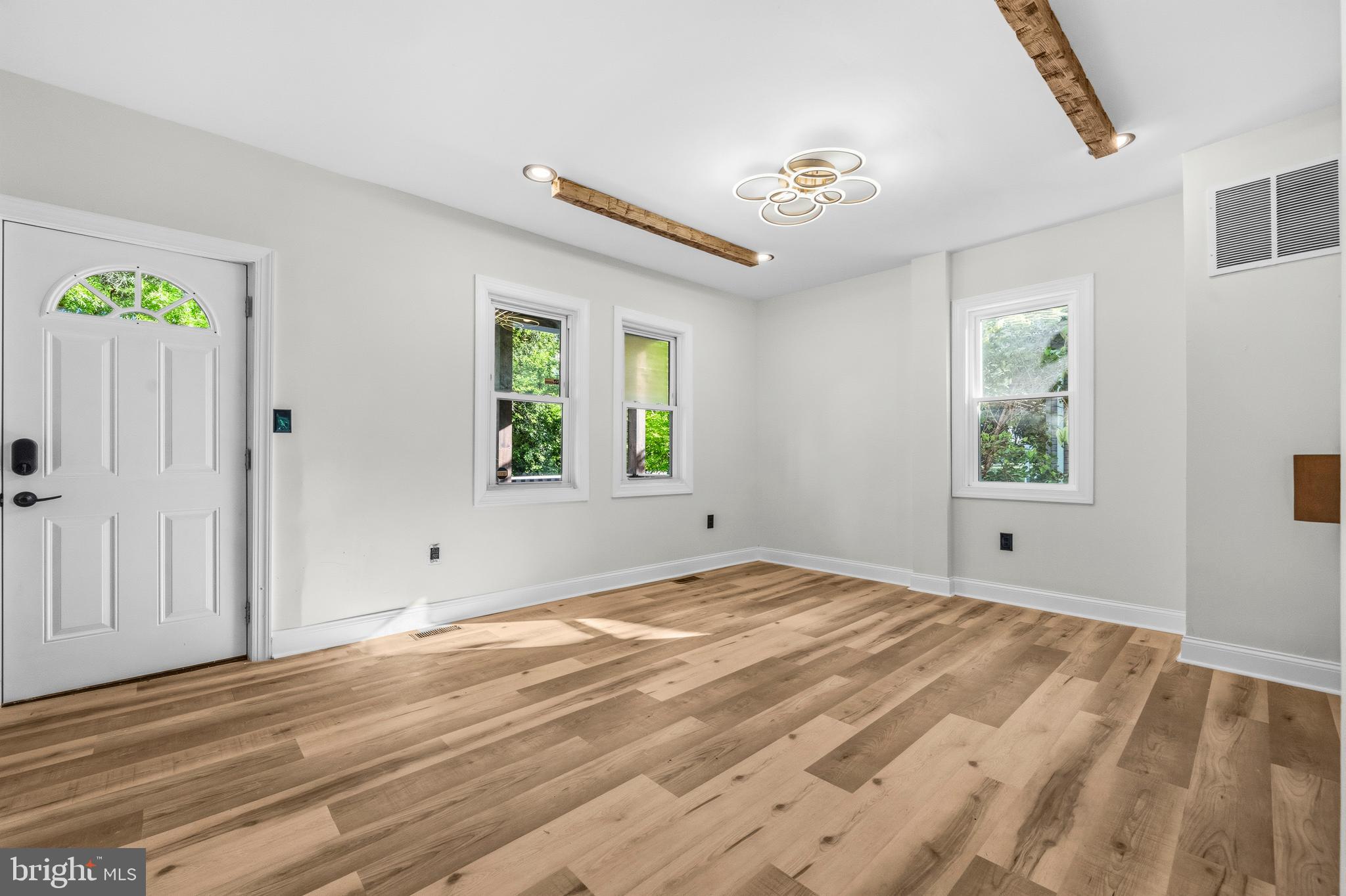 TOLSON HEIGHTS - Residential