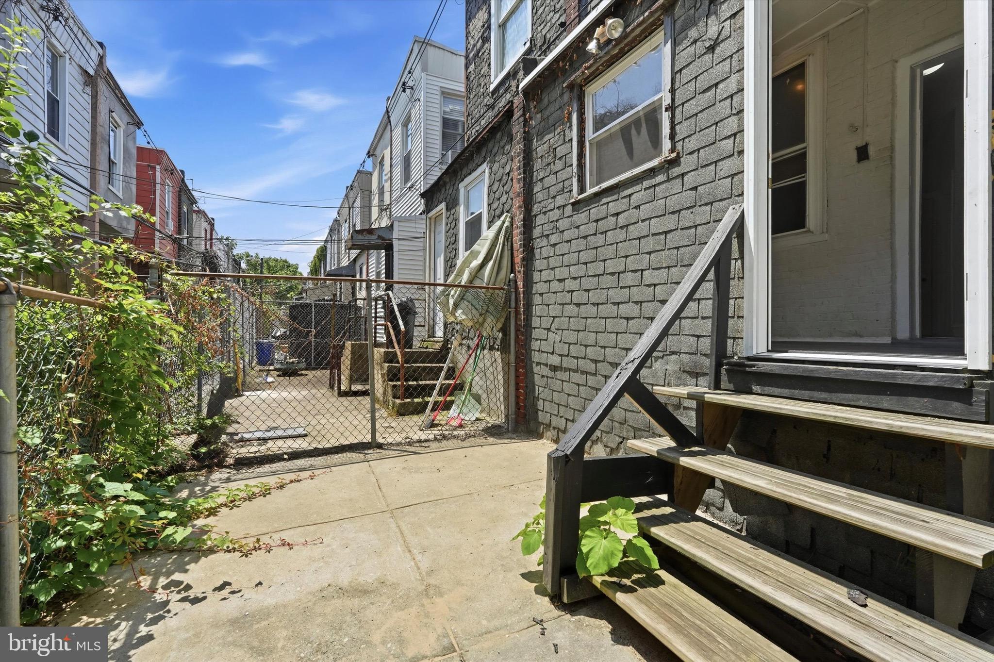 ALLEGHENY WEST - Residential