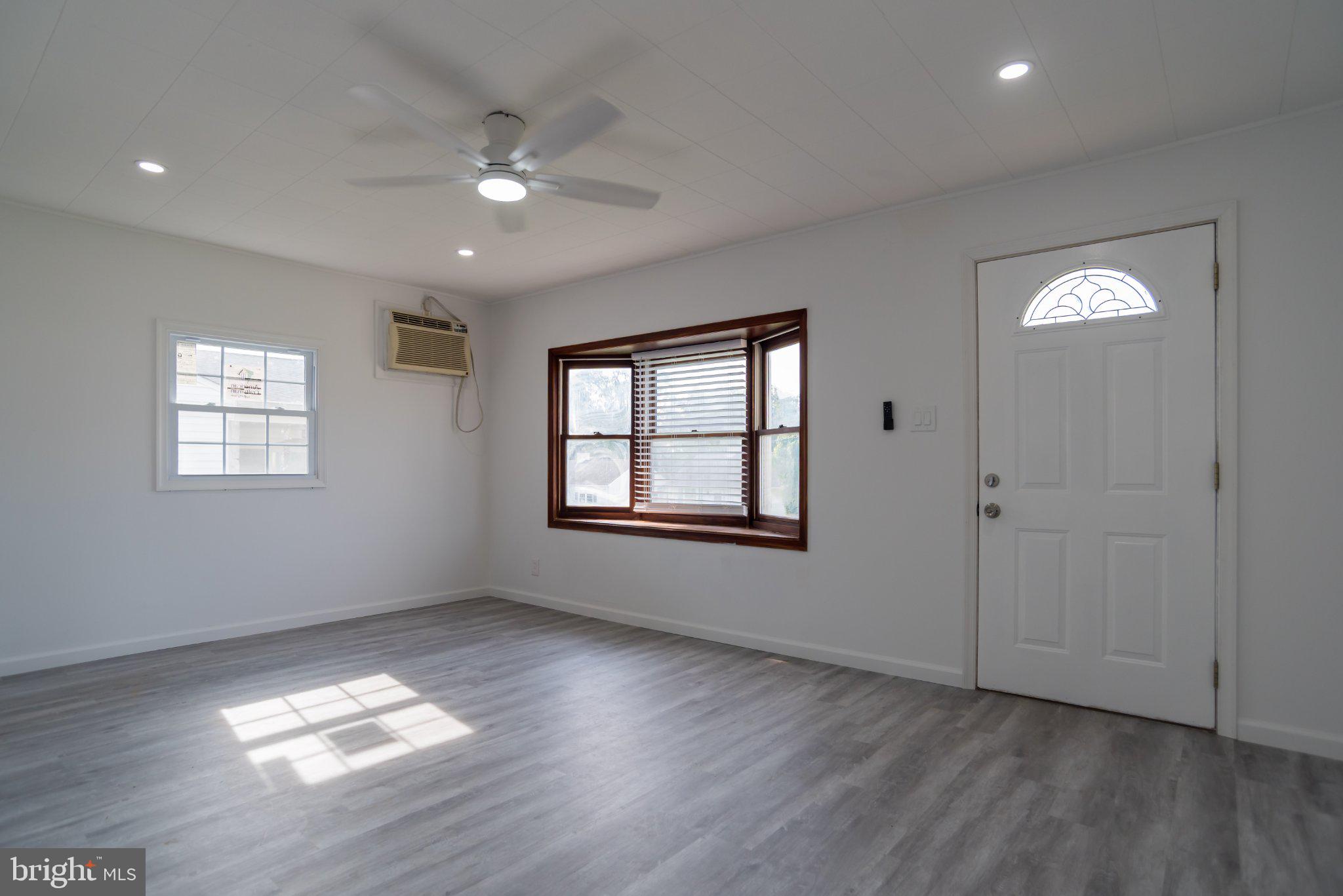 FAIRLESS HILLS - Residential